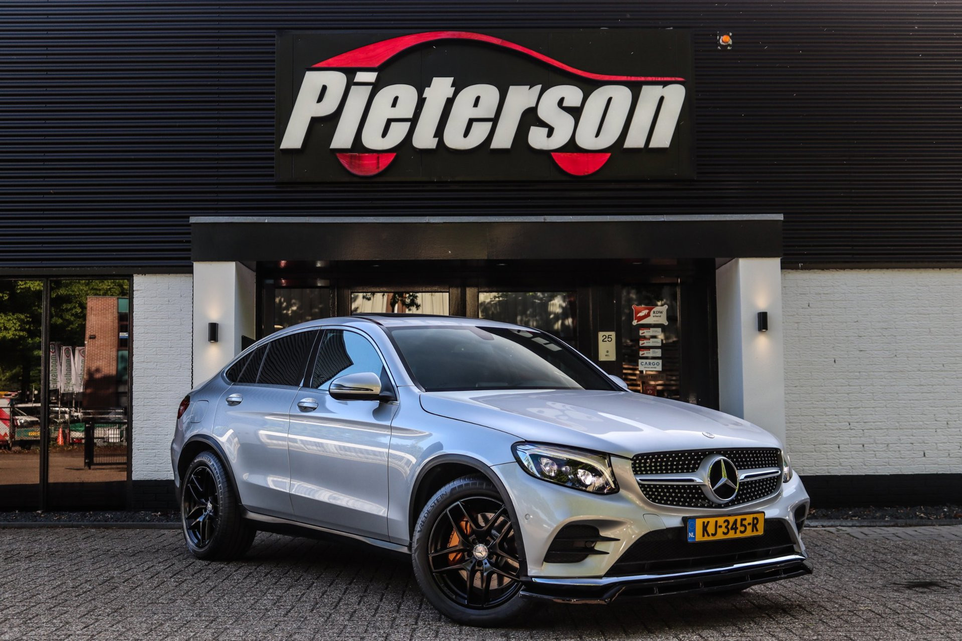 Mercedes-Benz GLC 220 D 4Matic 220 d 4MATIC Ambition 2016 - voorkant