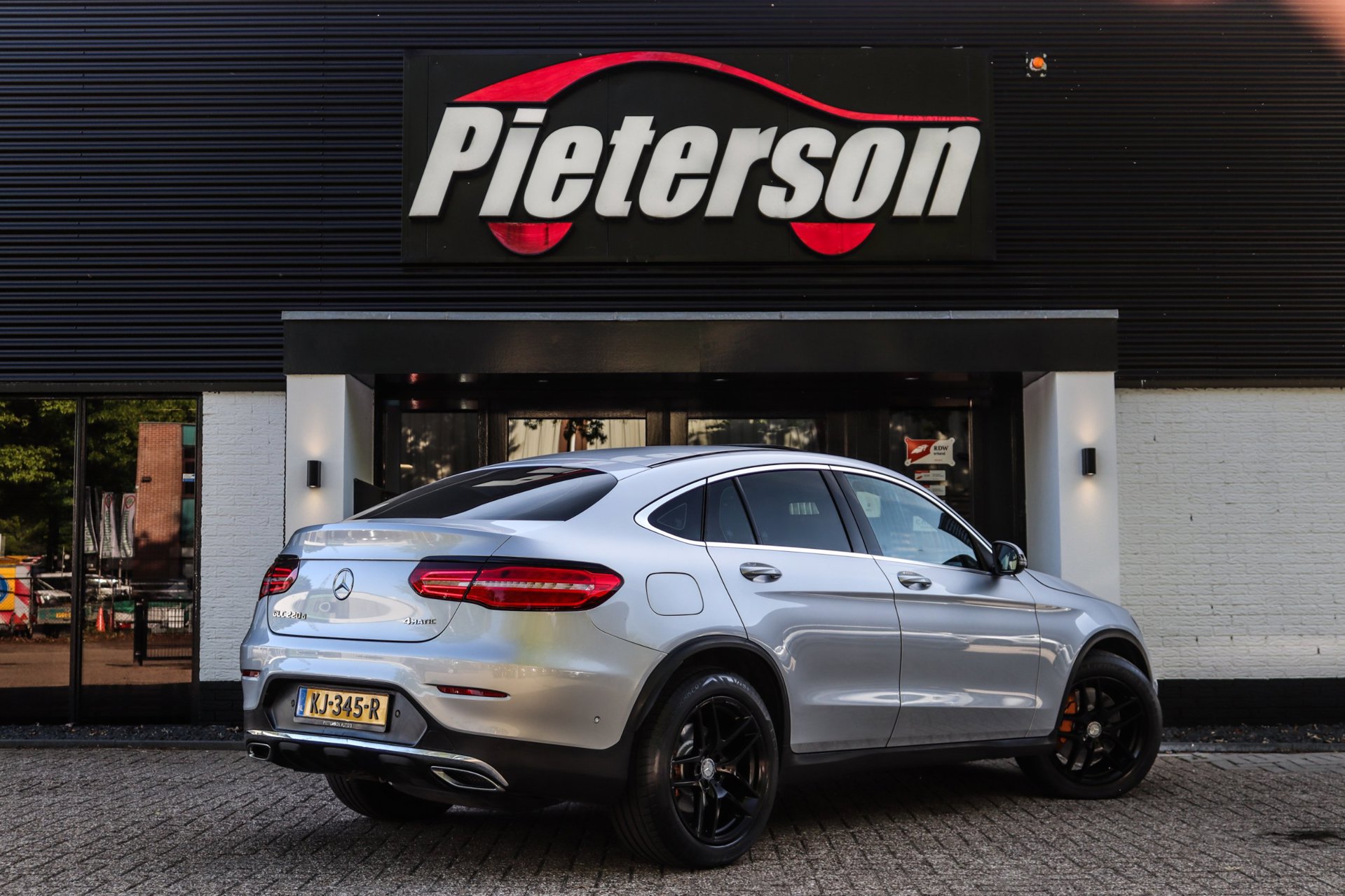 Foto van Mercedes-Benz GLC 220 D 4Matic