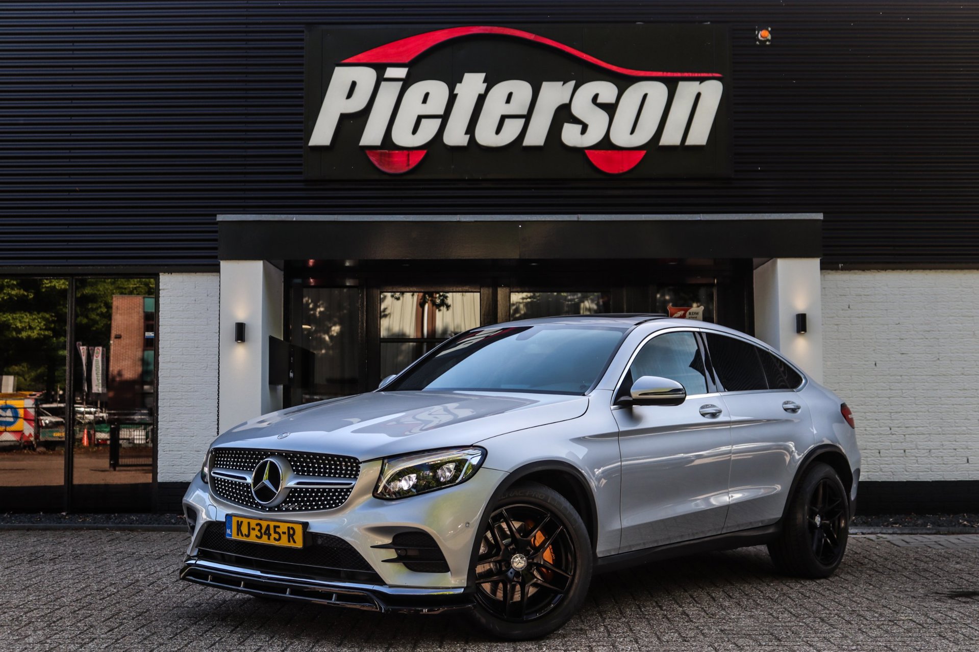 Foto van Mercedes-Benz GLC 220 D 4Matic