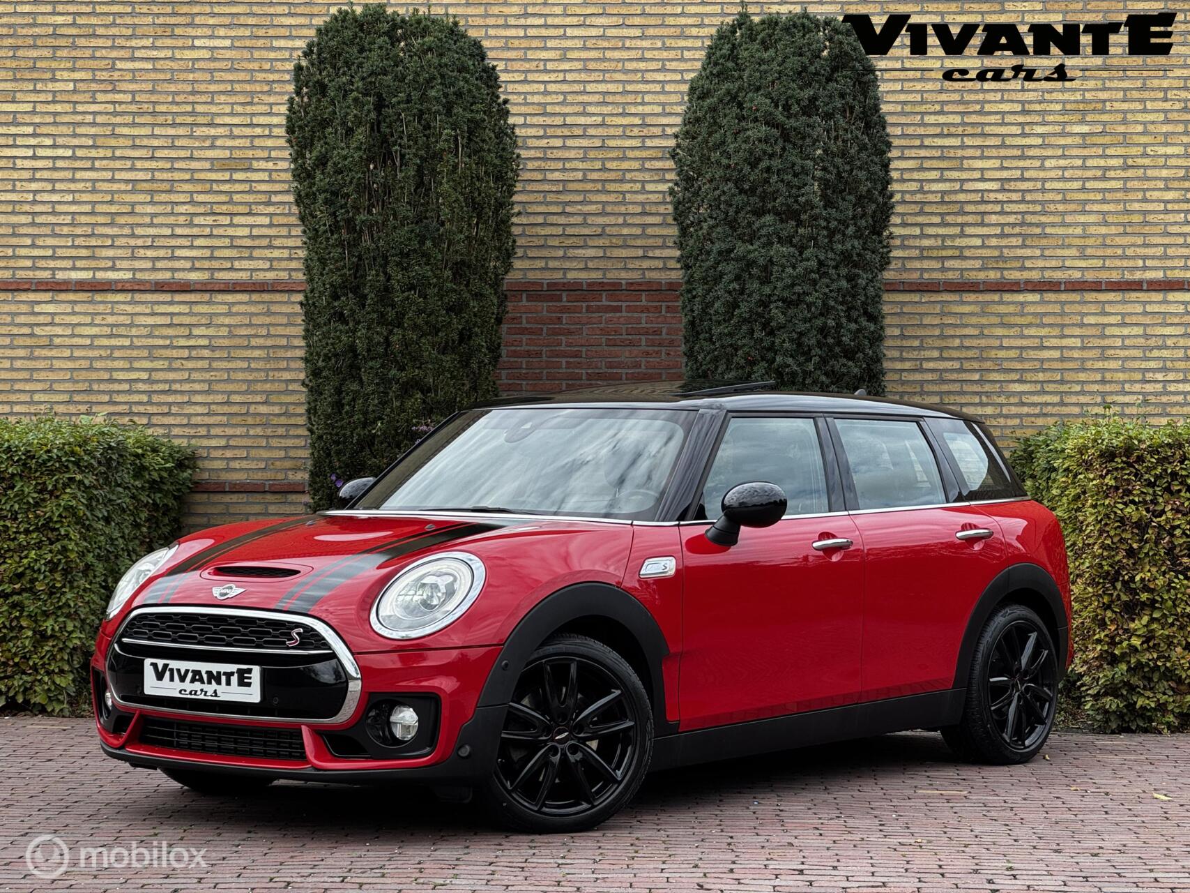Mini Clubman Cooper S 2.0 Cooper S Chili Serious Business JCW-Pakket*Pano 2016 - voorkant