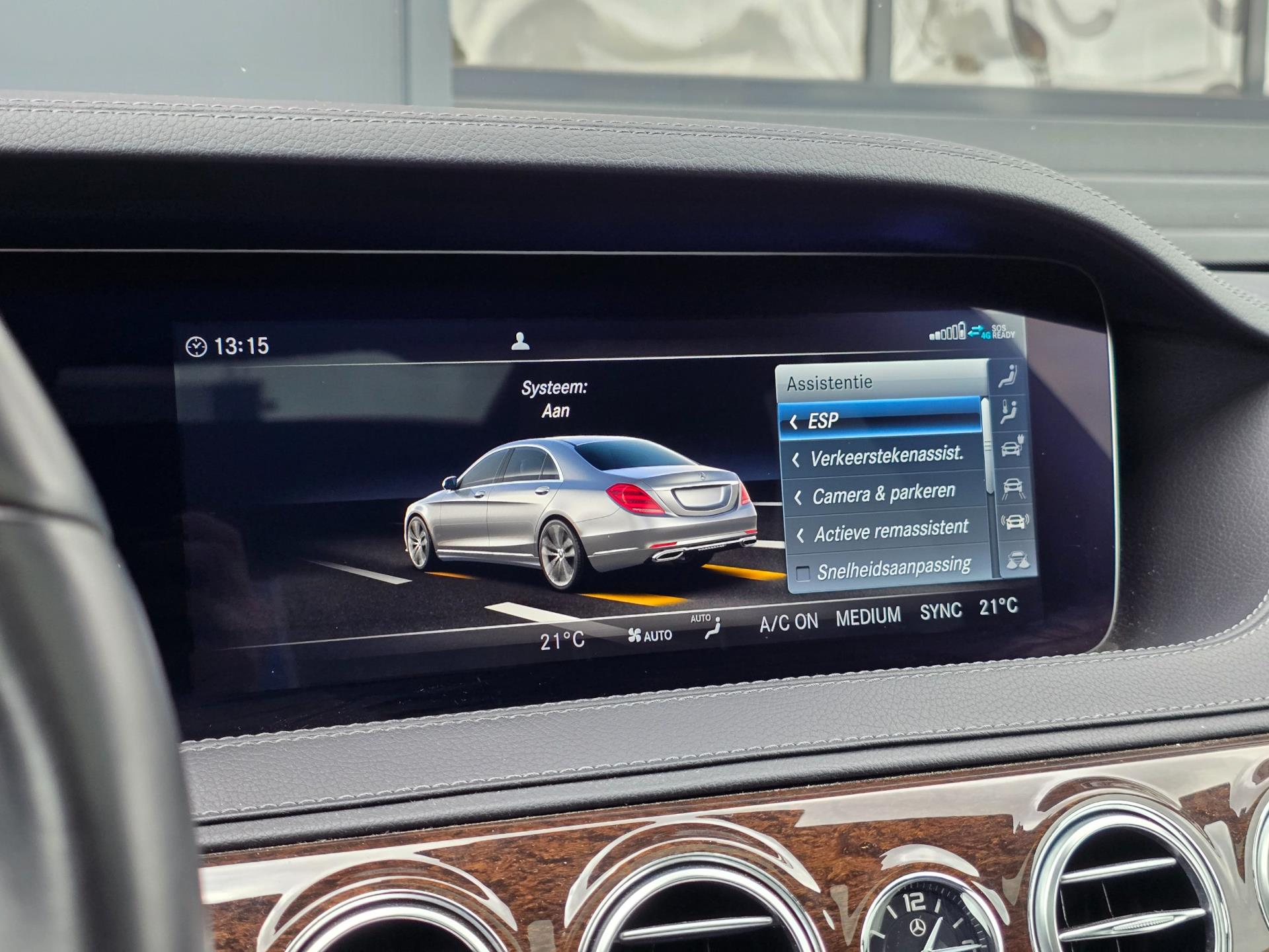 Foto van Mercedes-Benz S 560 E