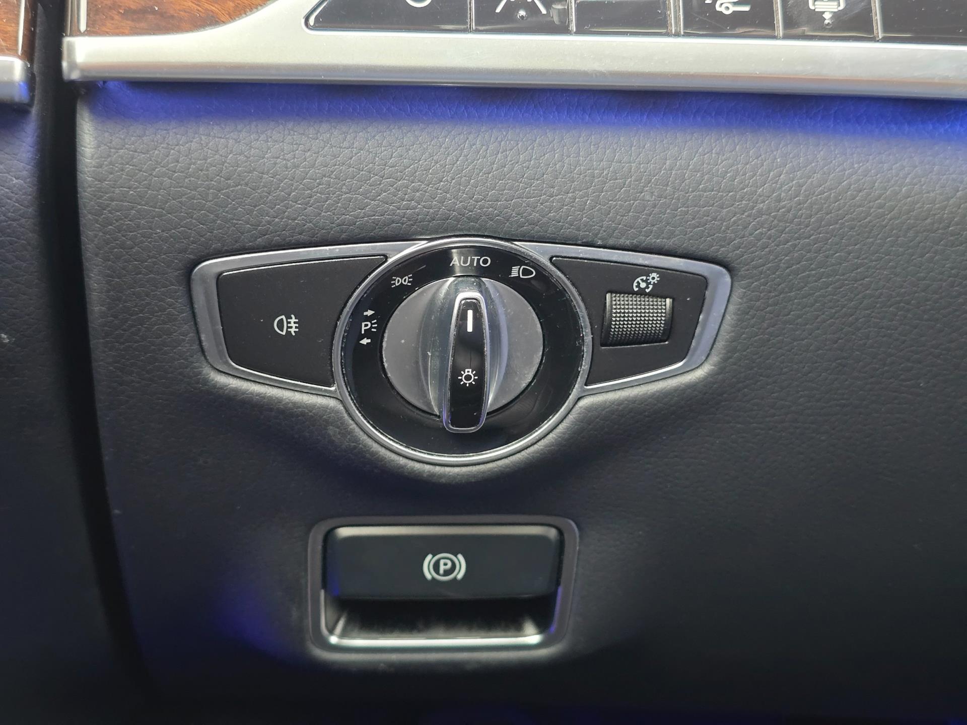 Foto van Mercedes-Benz S 560 E