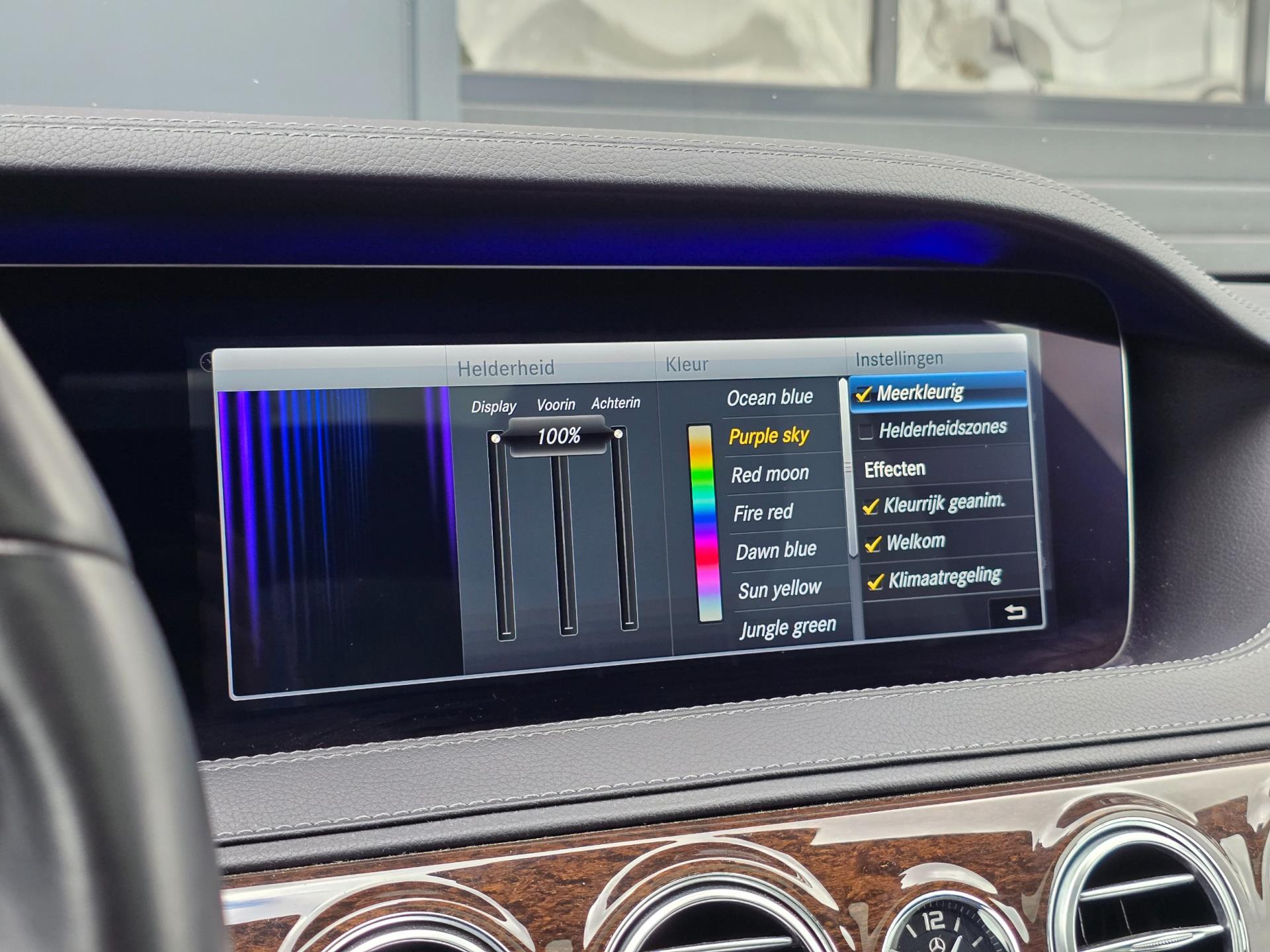 Foto van Mercedes-Benz S 560 E