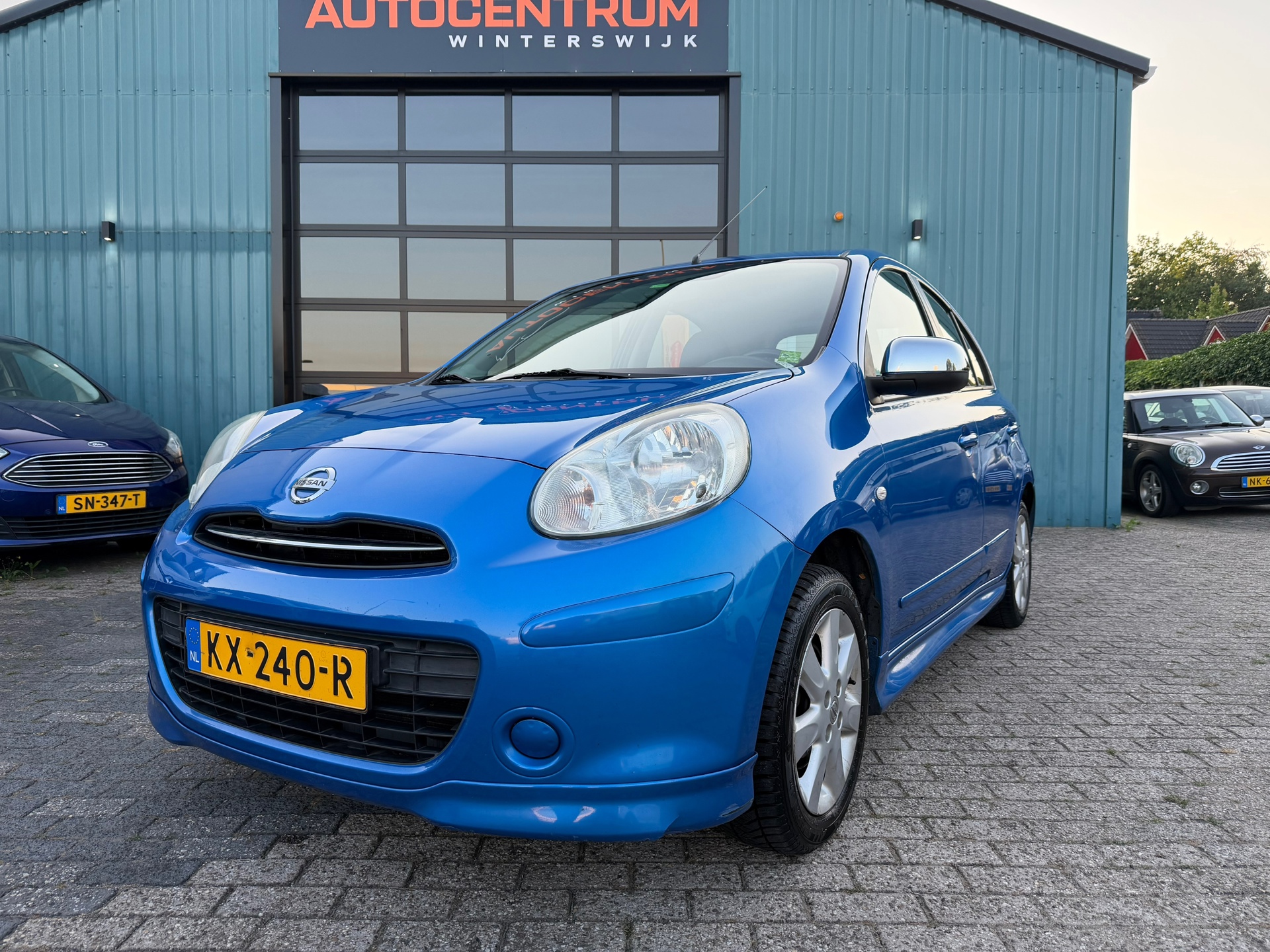 Nissan Nissan Micra 1.2 DIG-S Connect Edition Airco 2013 - voorkant