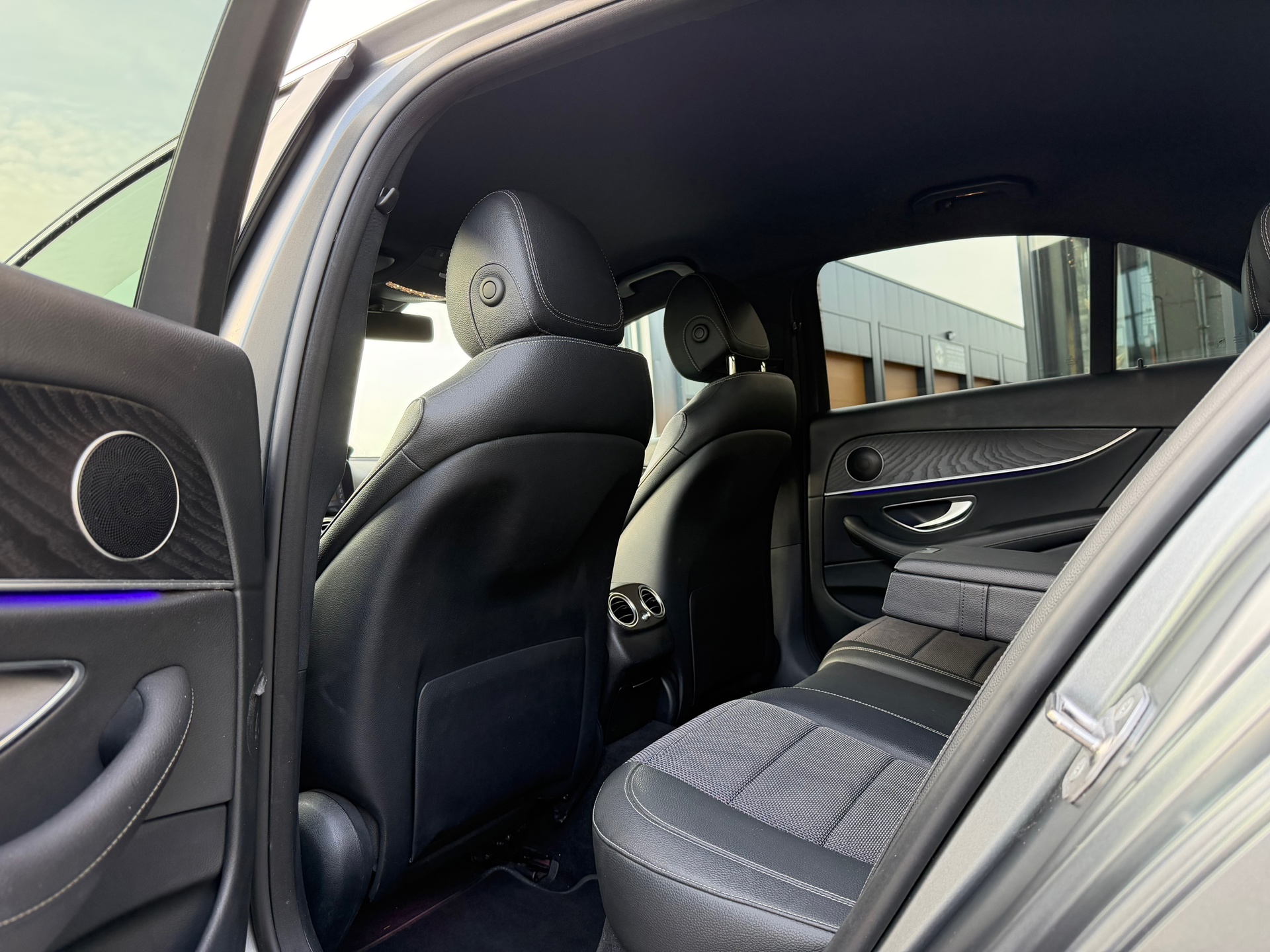 Foto van Mercedes-Benz E 350 E