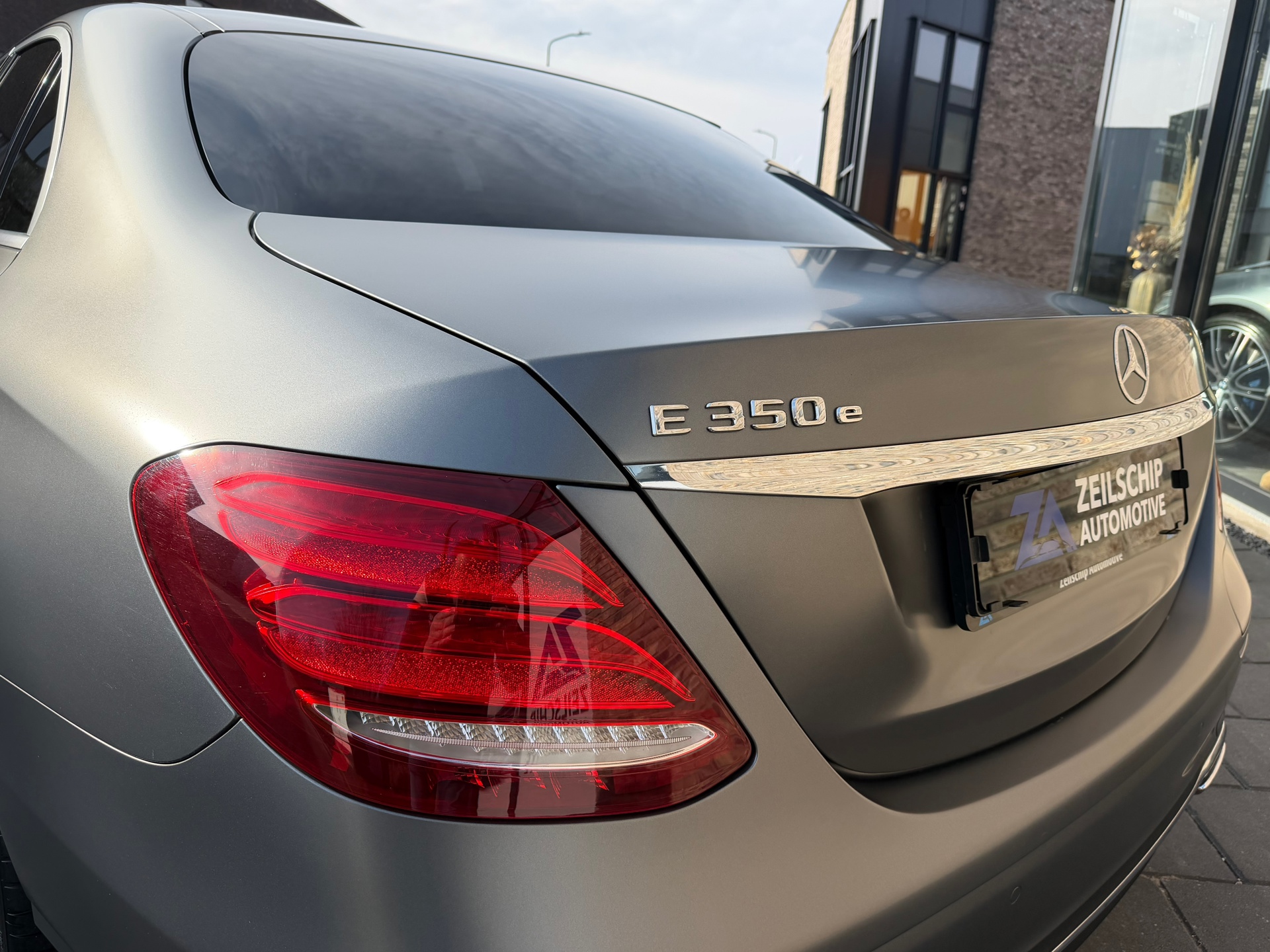 Foto van Mercedes-Benz E 350 E