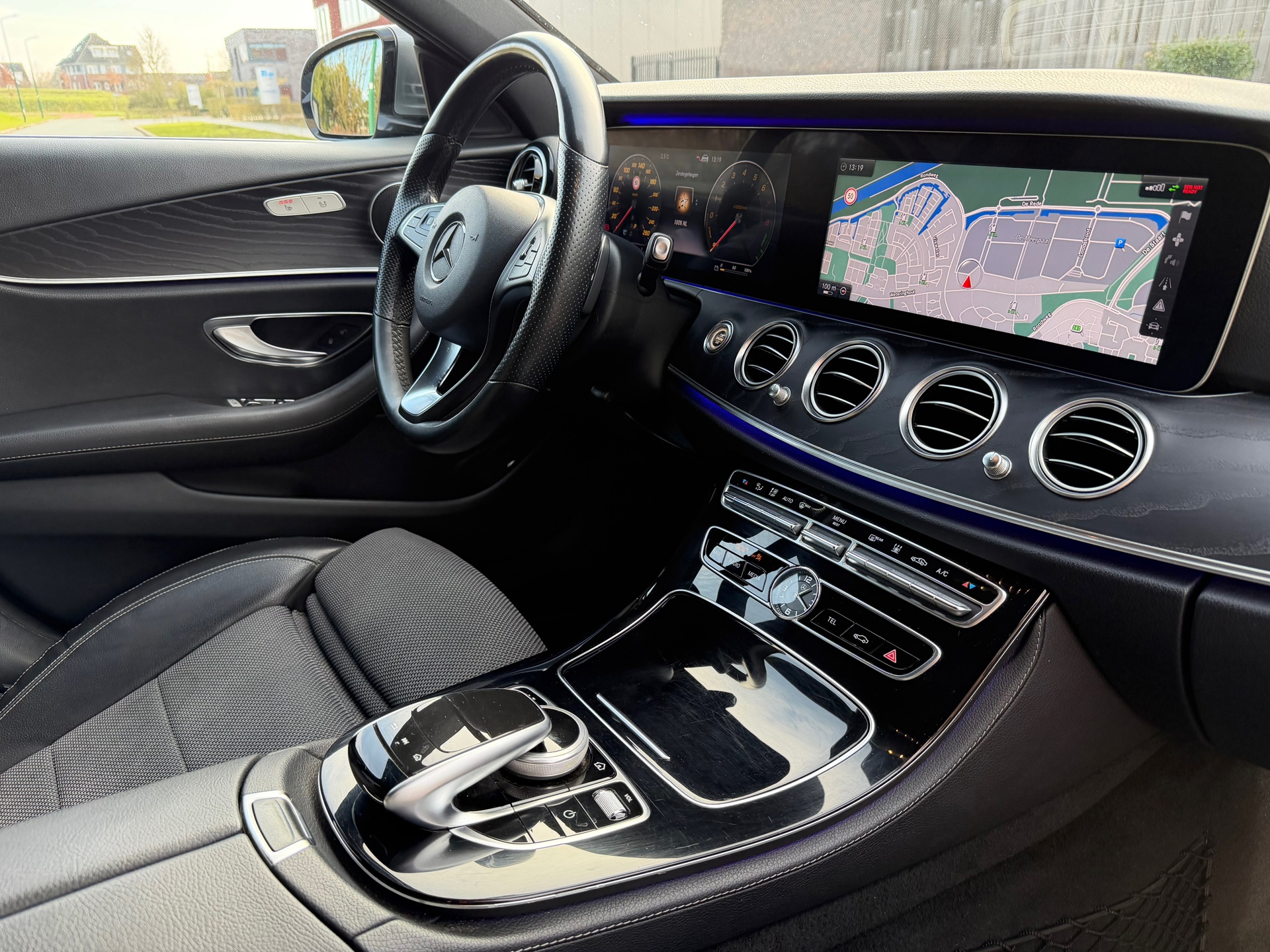 Foto van Mercedes-Benz E 350 E