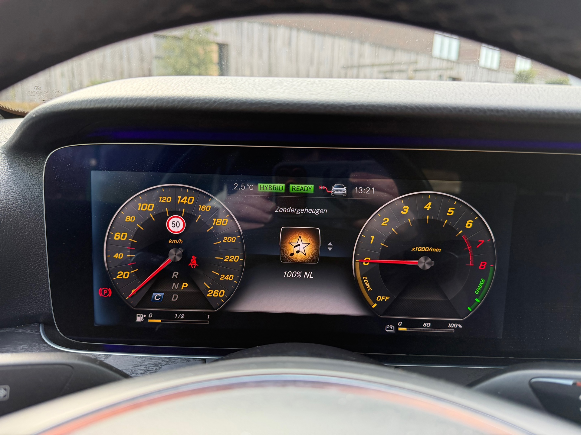 Foto van Mercedes-Benz E 350 E