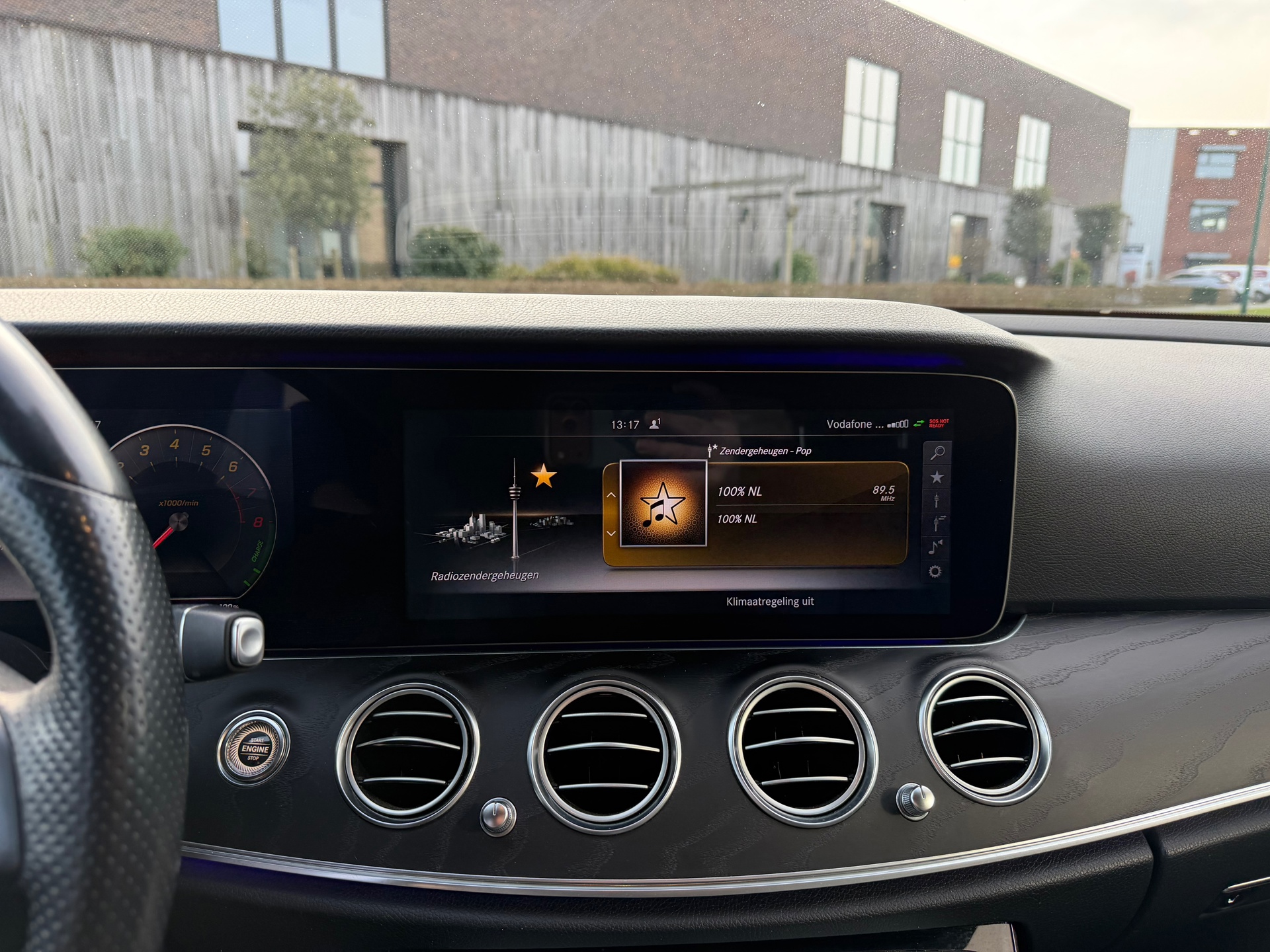Foto van Mercedes-Benz E 350 E