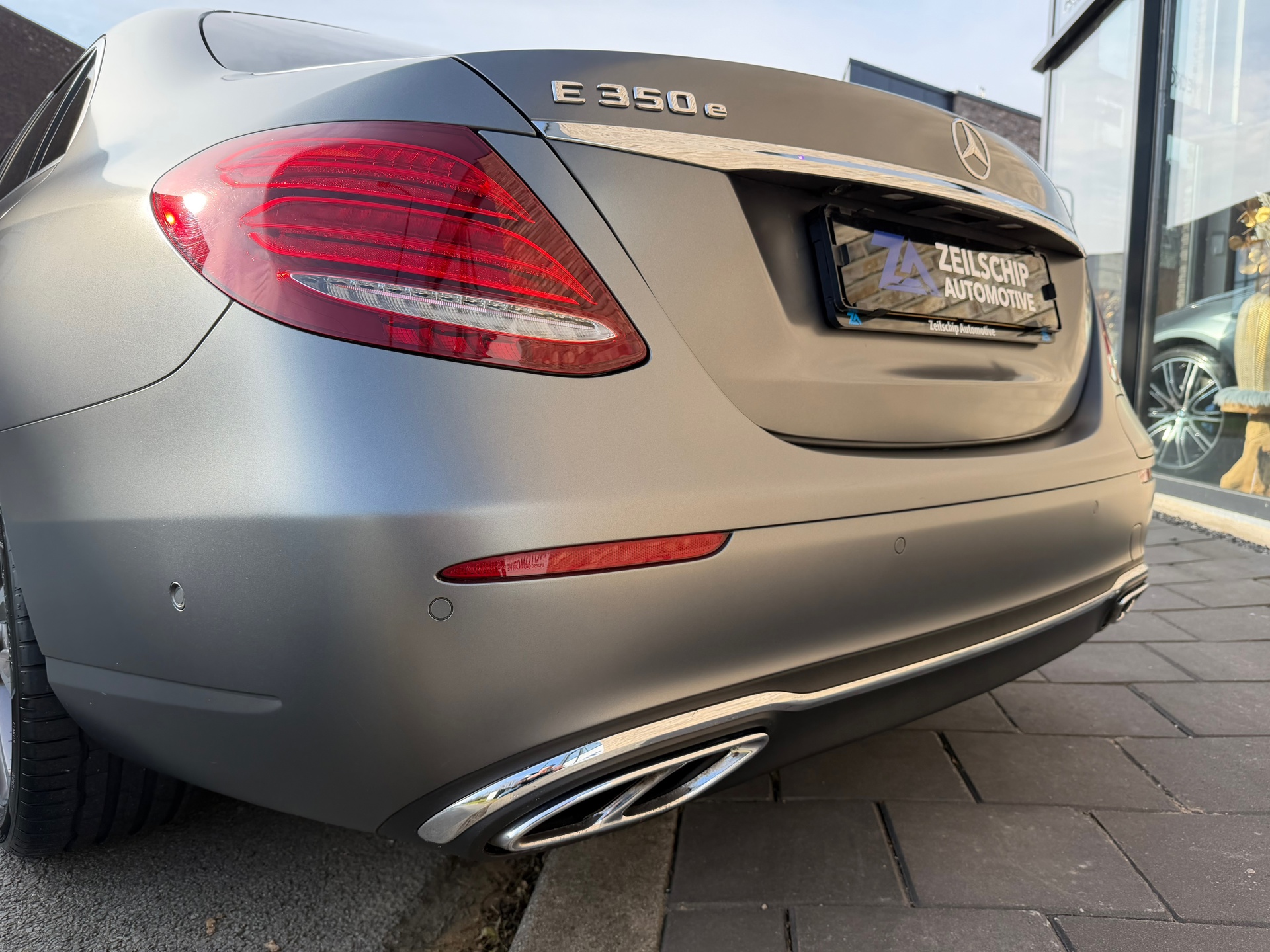 Foto van Mercedes-Benz E 350 E