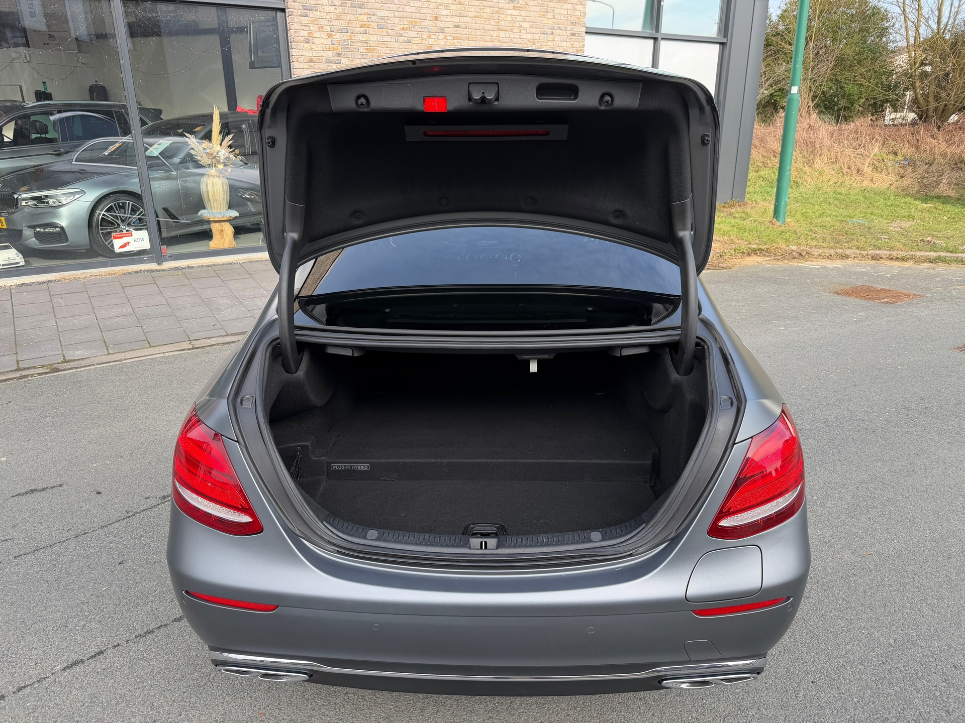 Foto van Mercedes-Benz E 350 E