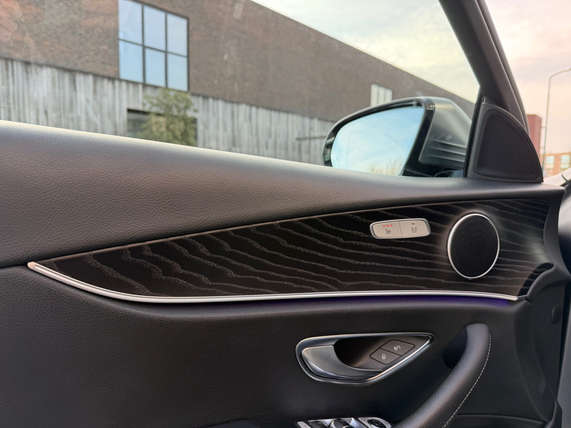 Foto van Mercedes-Benz E 350 E