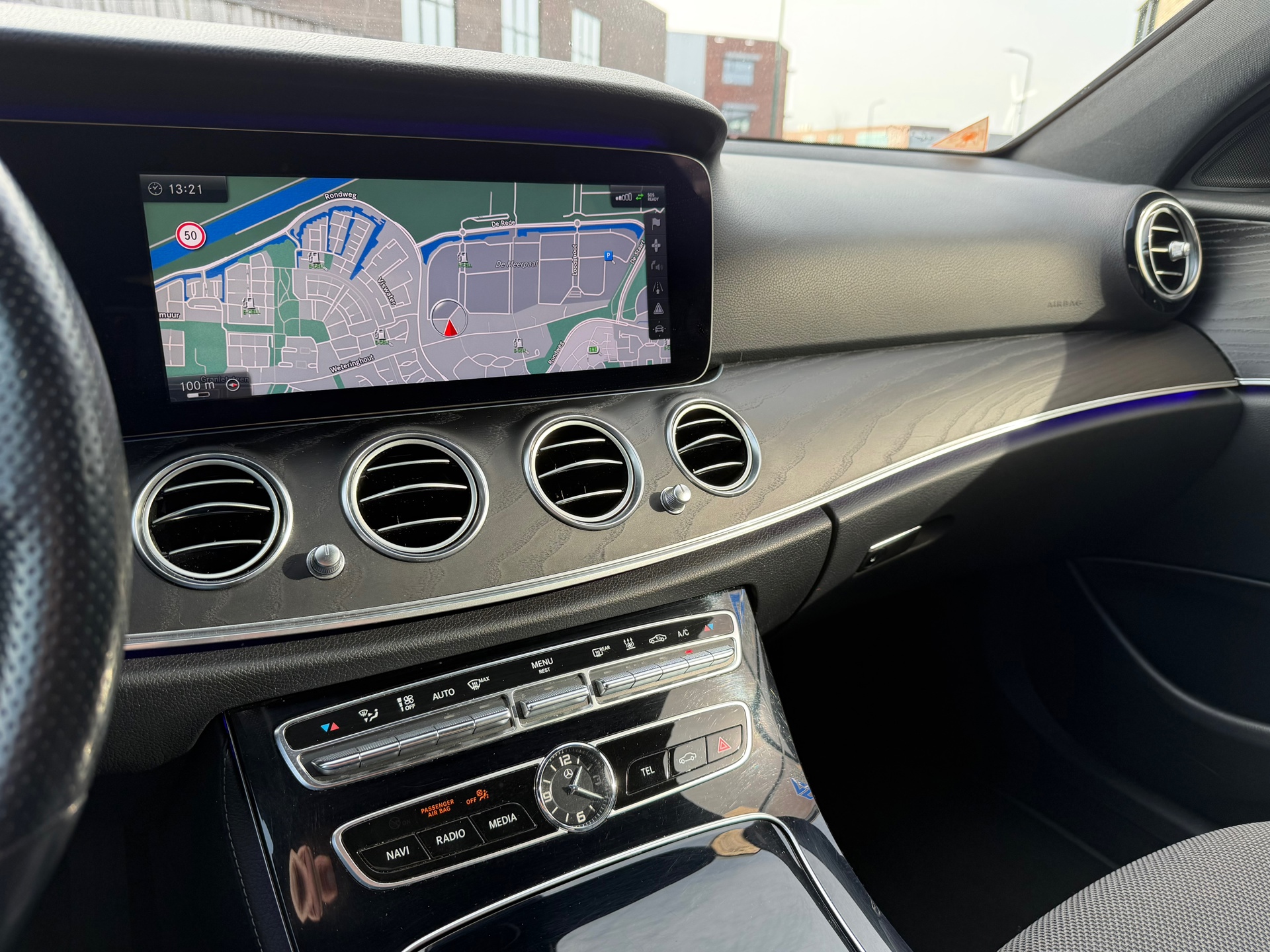 Foto van Mercedes-Benz E 350 E