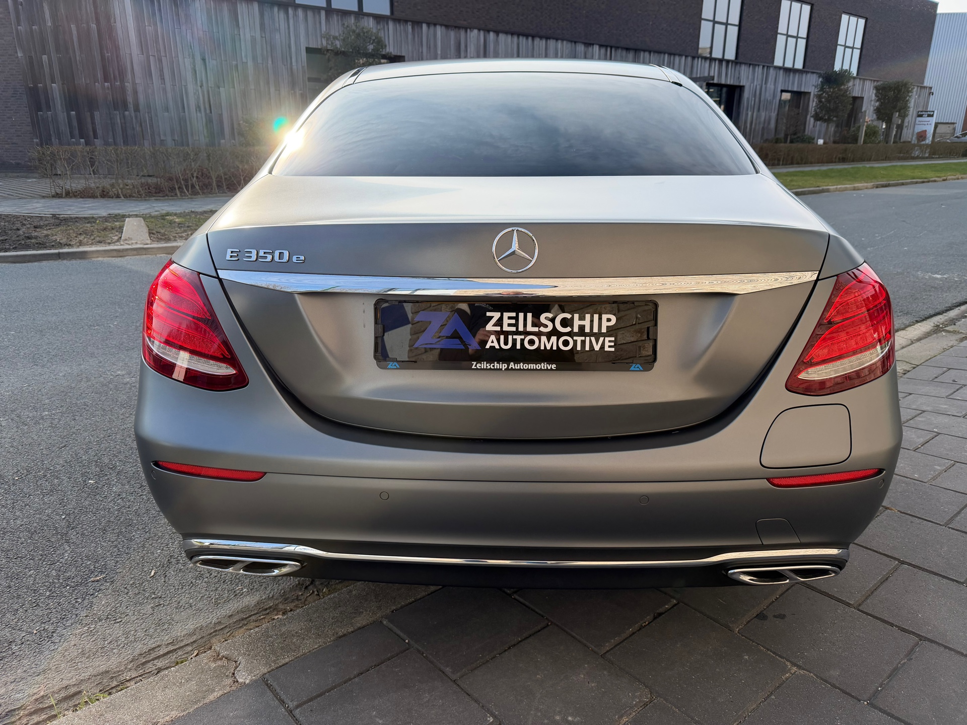 Foto van Mercedes-Benz E 350 E