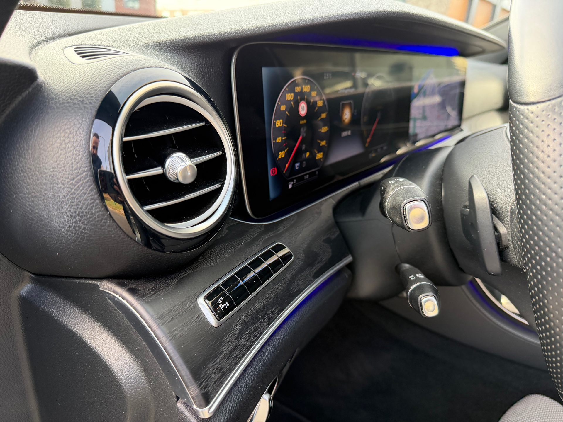 Foto van Mercedes-Benz E 350 E