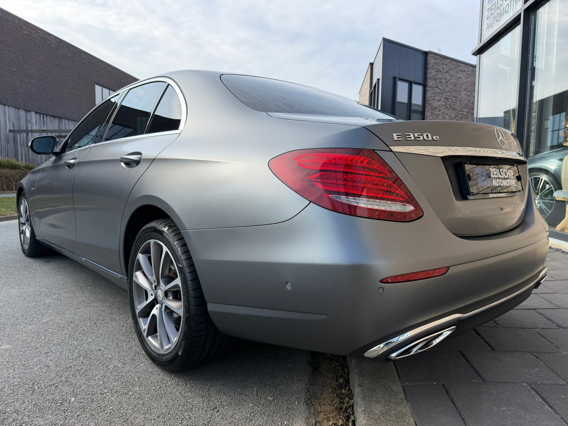 Foto van Mercedes-Benz E 350 E