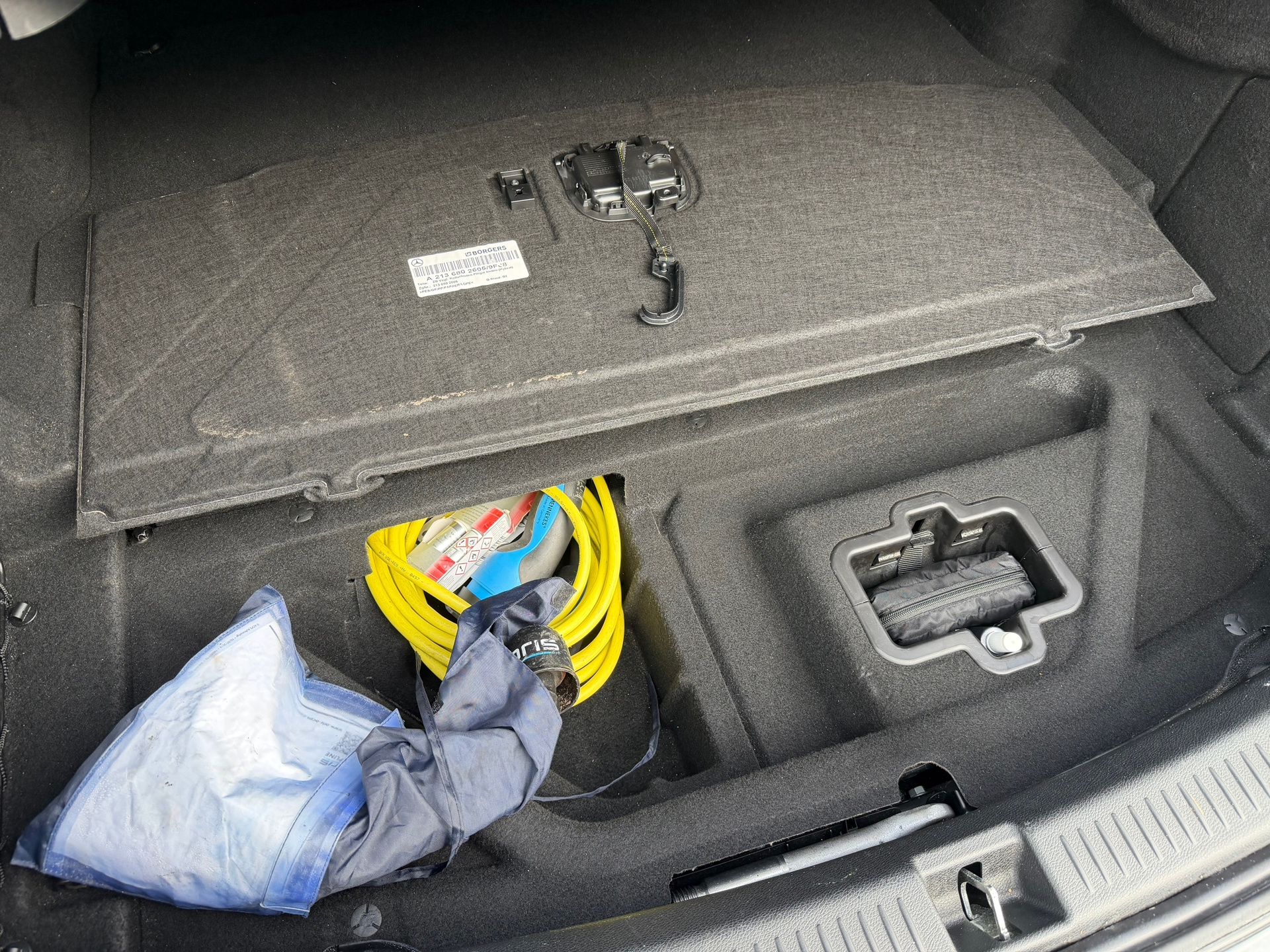 Foto van Mercedes-Benz E 350 E