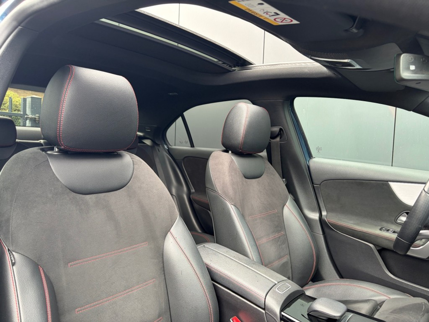 Foto van Mercedes-Benz A 200