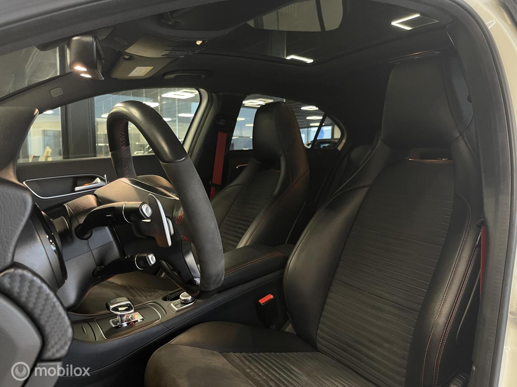 Foto van Mercedes-Benz A 45 AMG 4Matic