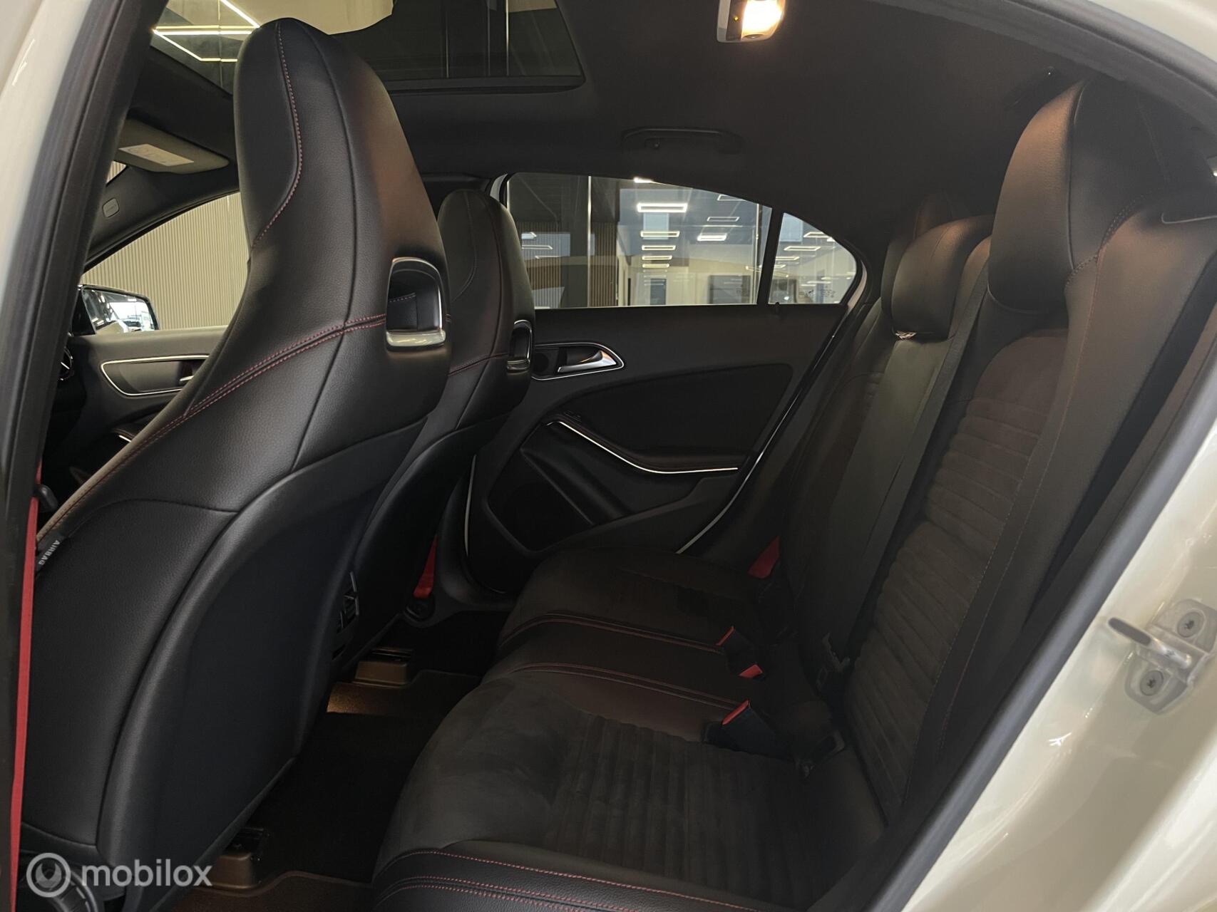 Foto van Mercedes-Benz A 45 AMG 4Matic
