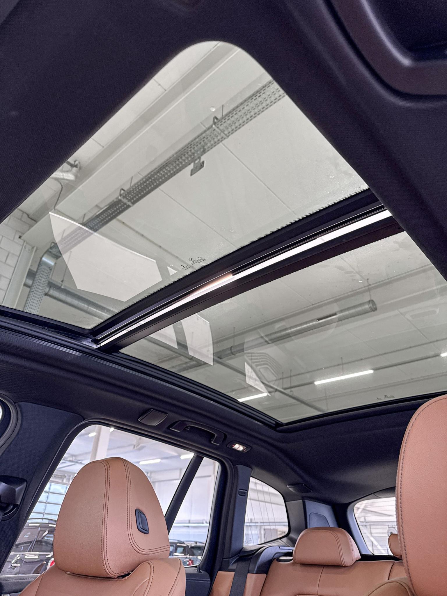 Foto van BMW Ix3
