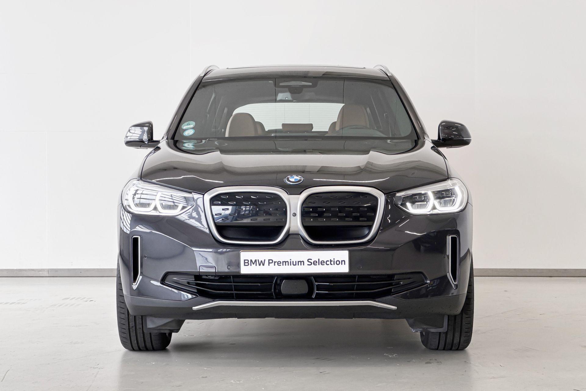 Foto van BMW Ix3