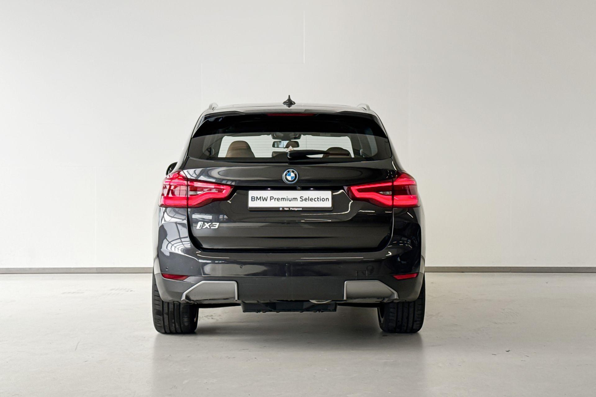 Foto van BMW Ix3