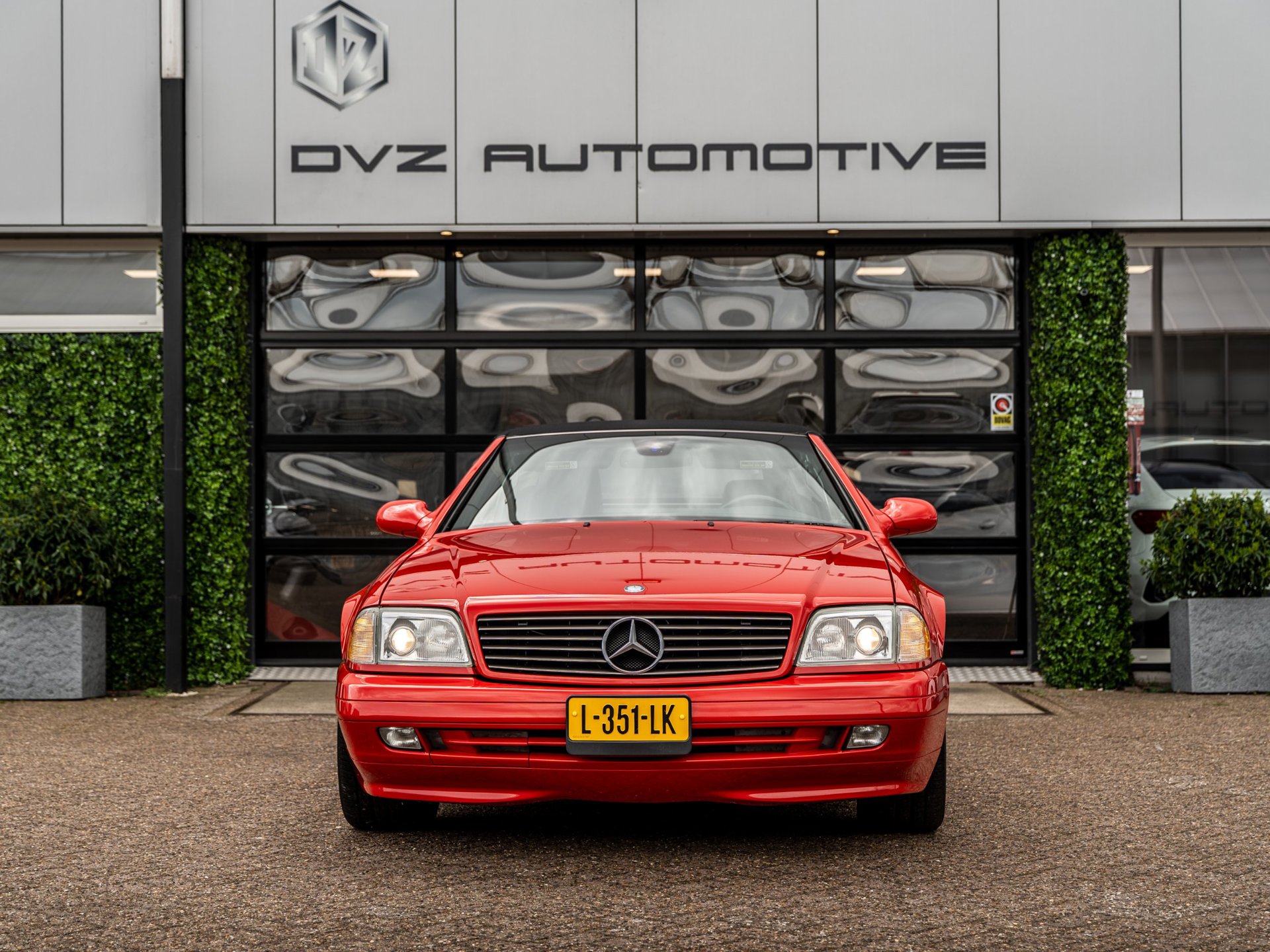 Foto van Mercedes-Benz SL 500