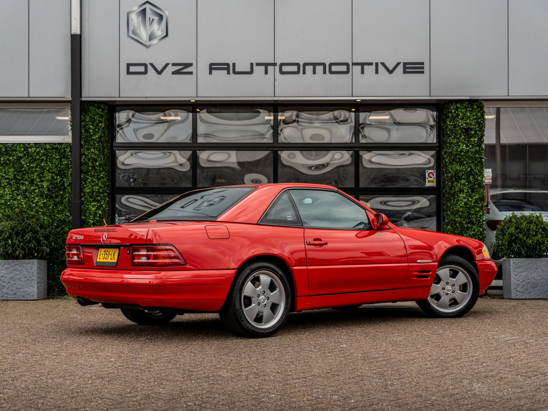 Foto van Mercedes-Benz SL 500