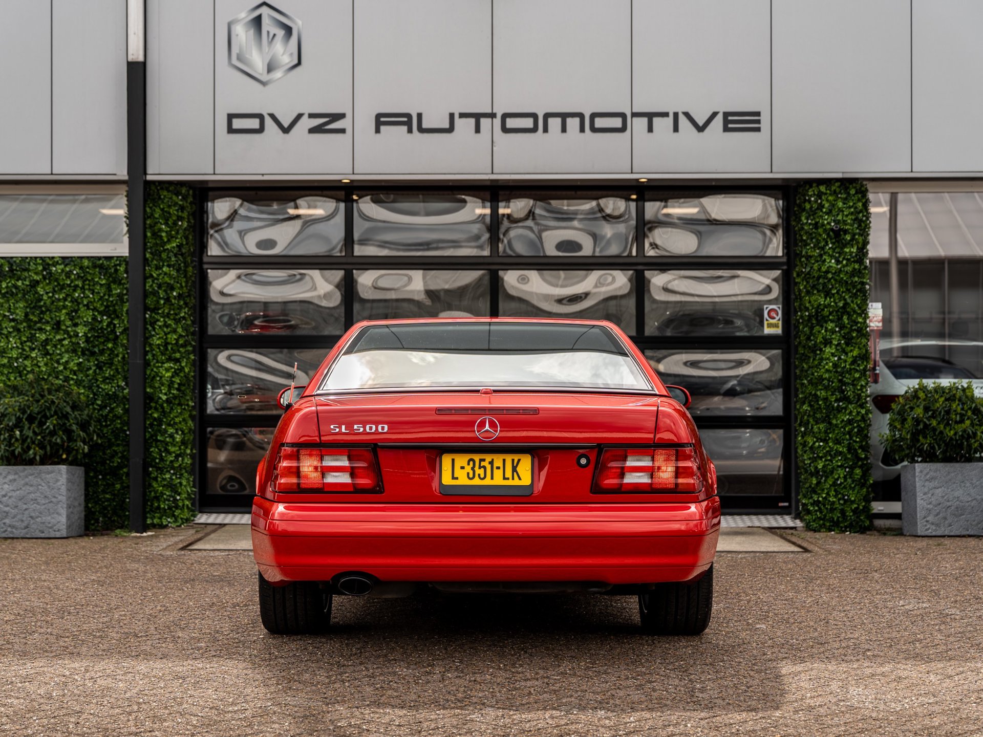 Foto van Mercedes-Benz SL 500