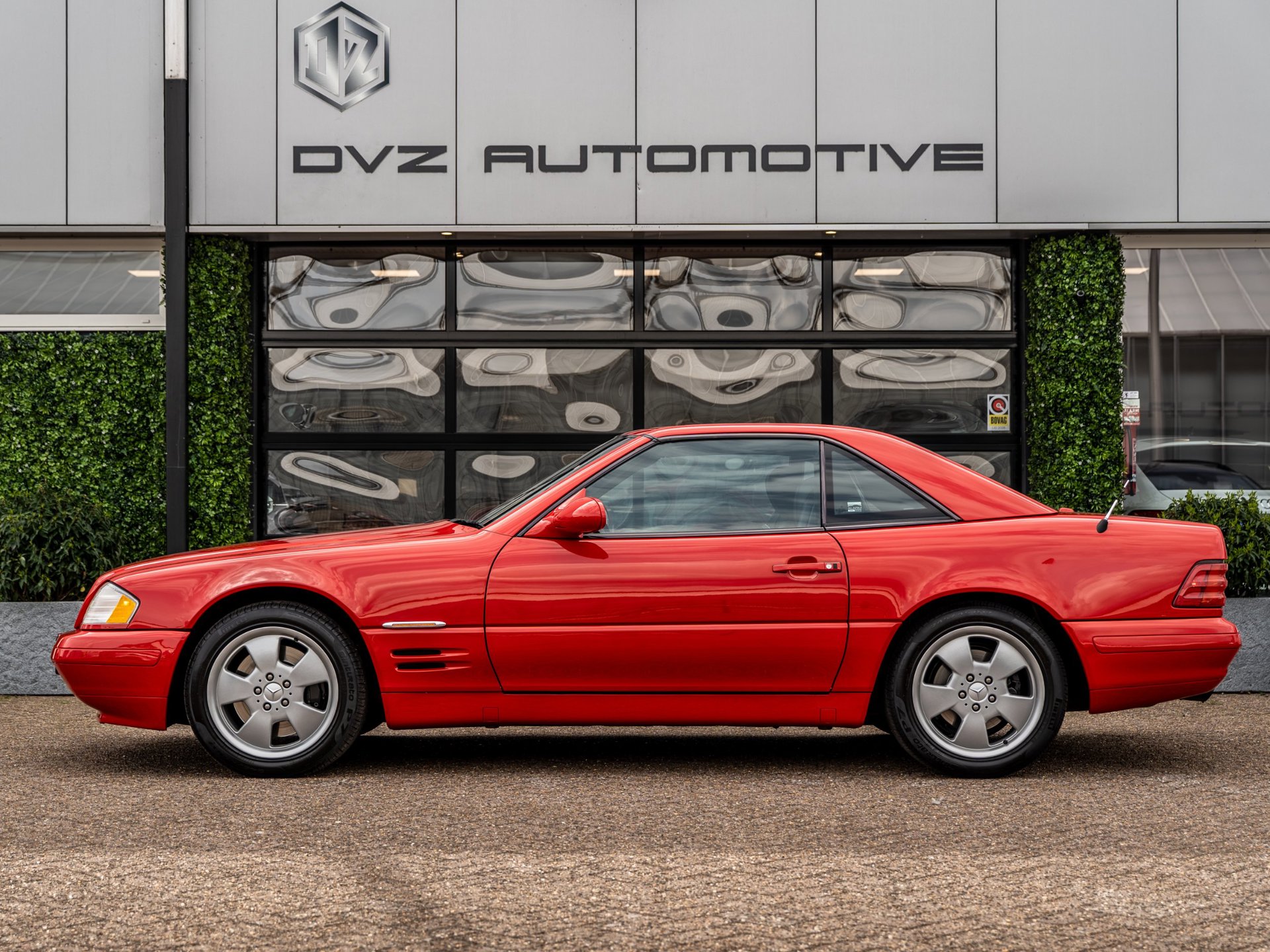Foto van Mercedes-Benz SL 500