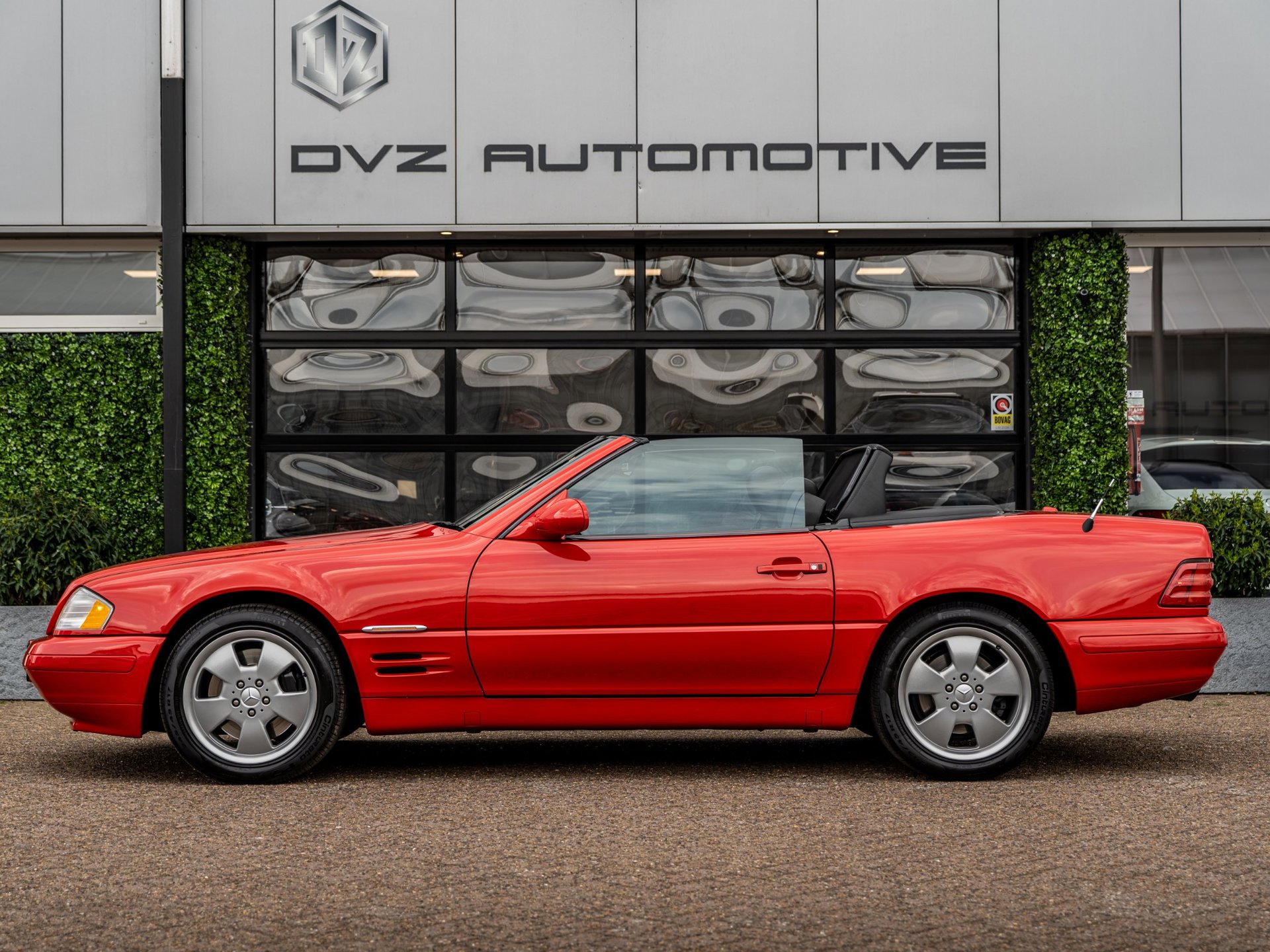 Foto van Mercedes-Benz SL 500