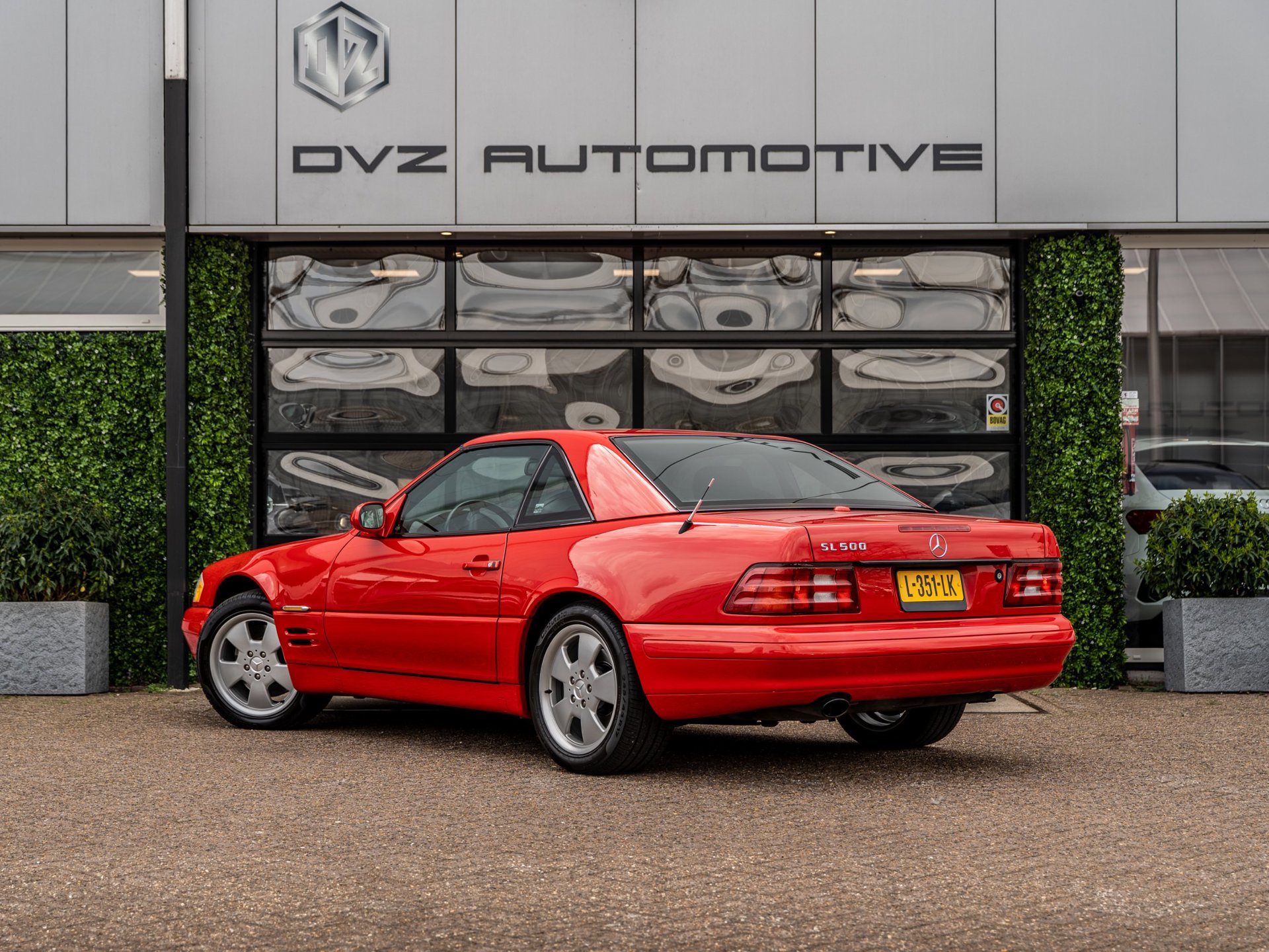 Foto van Mercedes-Benz SL 500