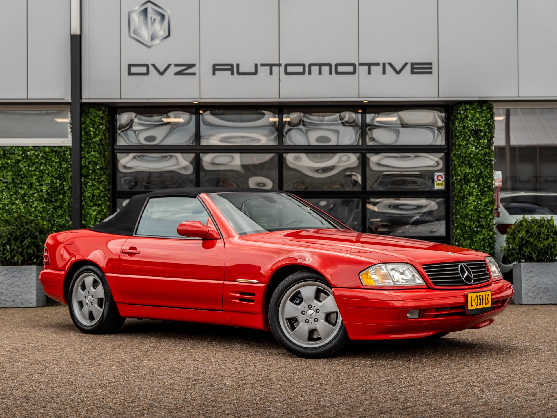 Foto van Mercedes-Benz SL 500