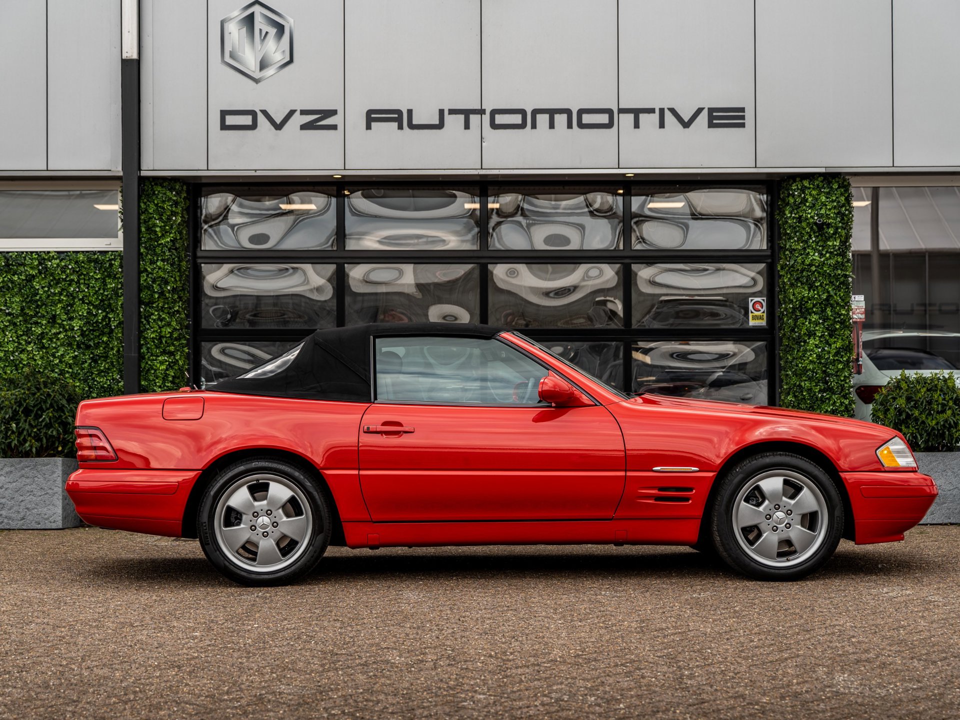 Foto van Mercedes-Benz SL 500