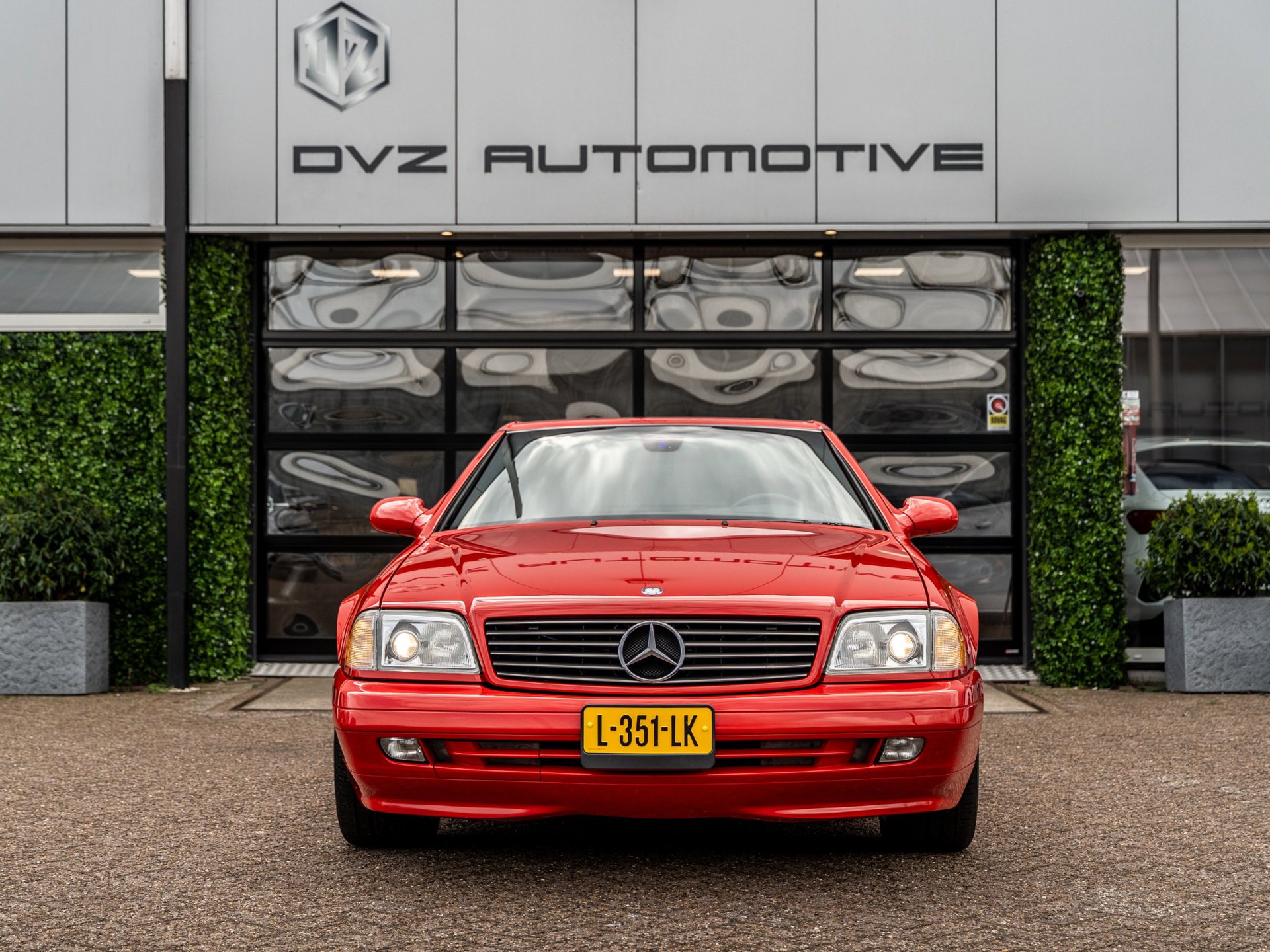 Foto van Mercedes-Benz SL 500