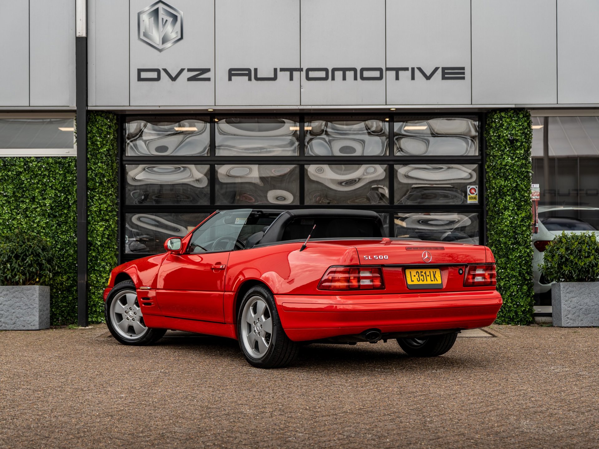 Foto van Mercedes-Benz SL 500