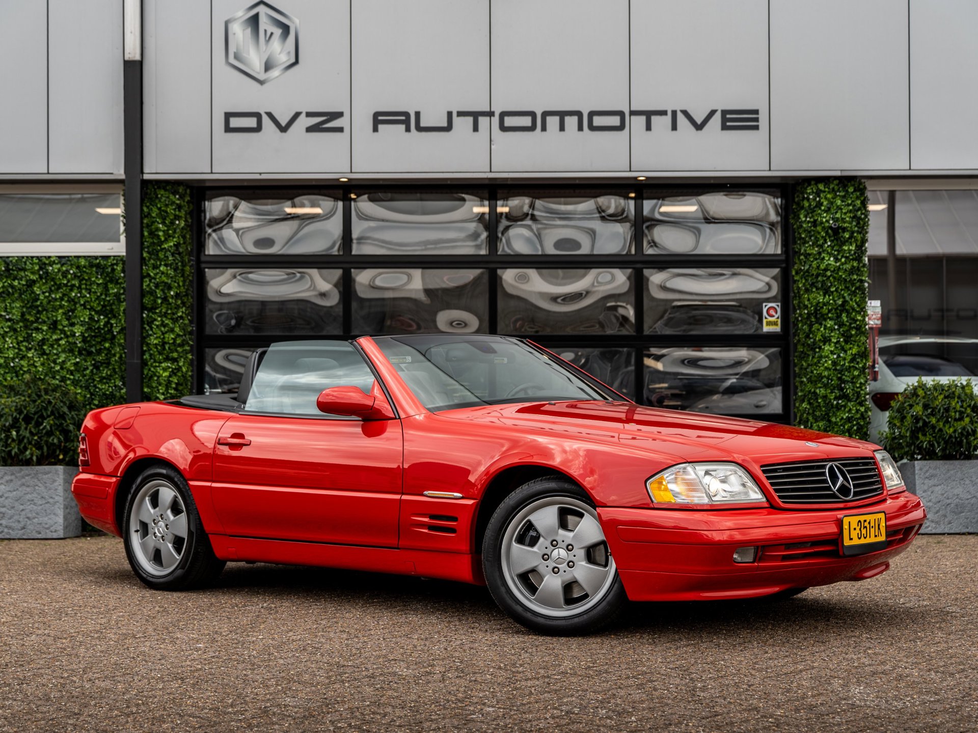 Foto van Mercedes-Benz SL 500