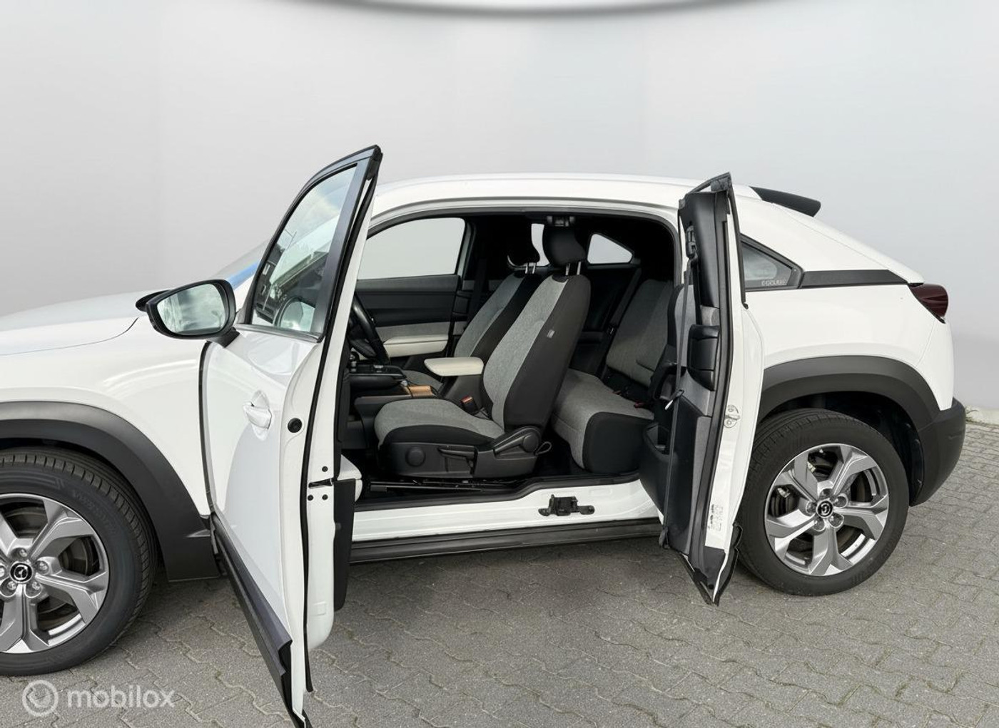 Foto van Mazda Mazda Mx-30
