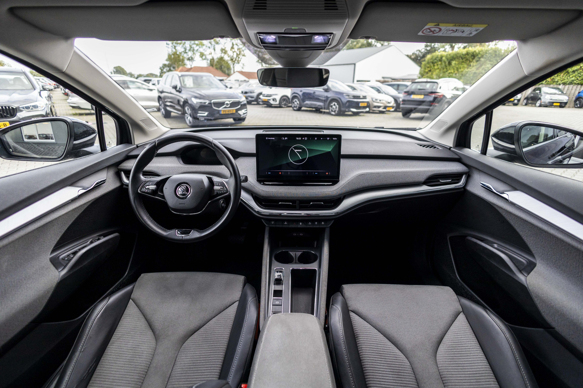 Foto van Skoda Enyaq 60