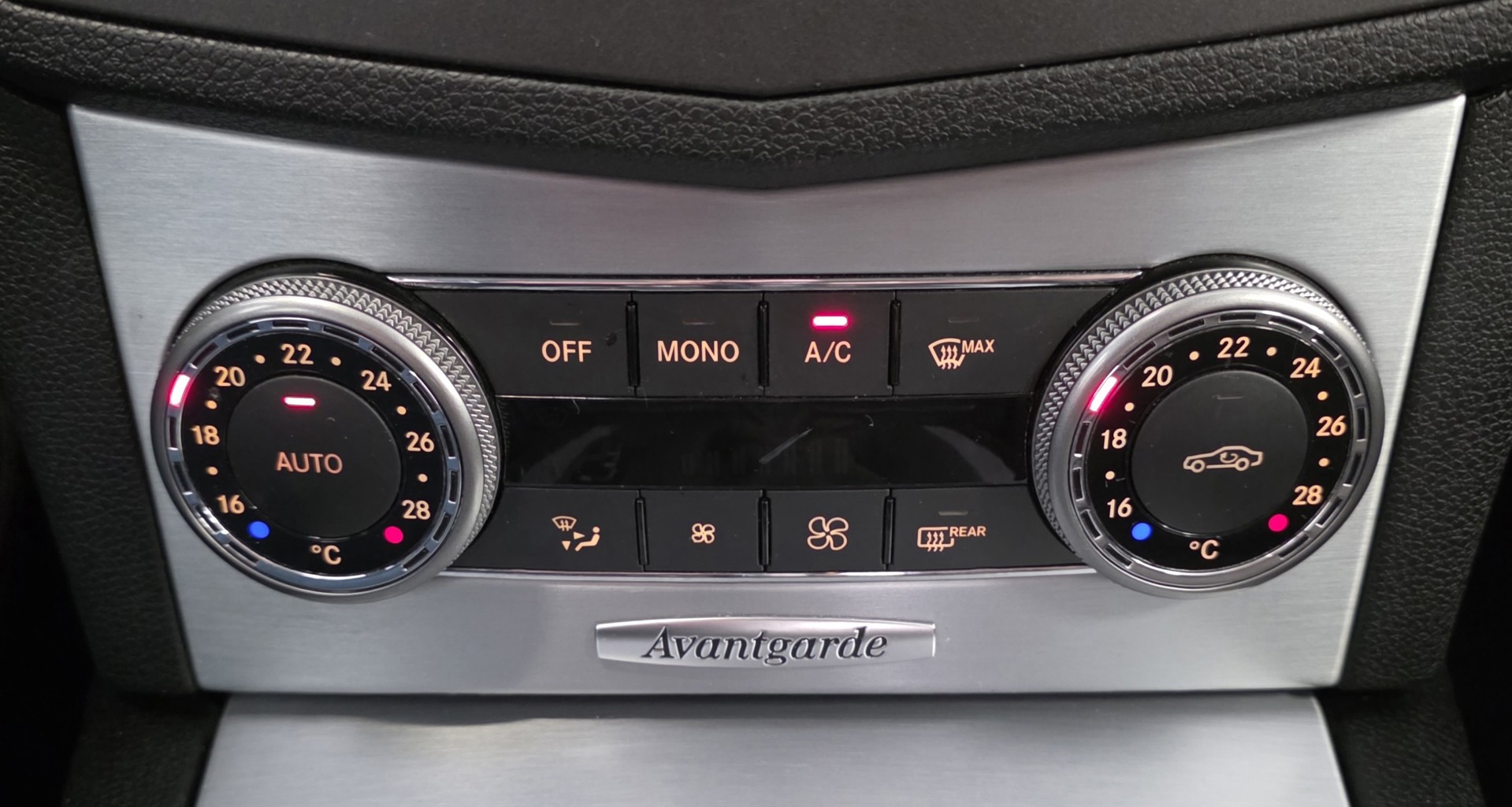 Foto van Mercedes-Benz C 180 Cgi