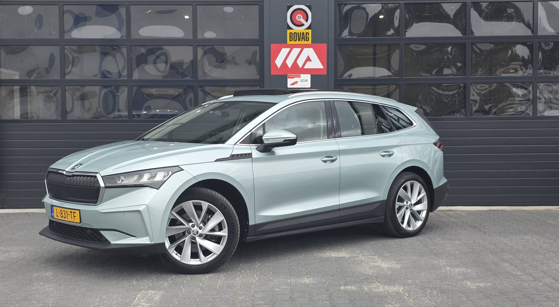 Skoda Enyaq 80 80 | 91,69% SOH | PANO | 20 INCH | ACC 2021 - voorkant