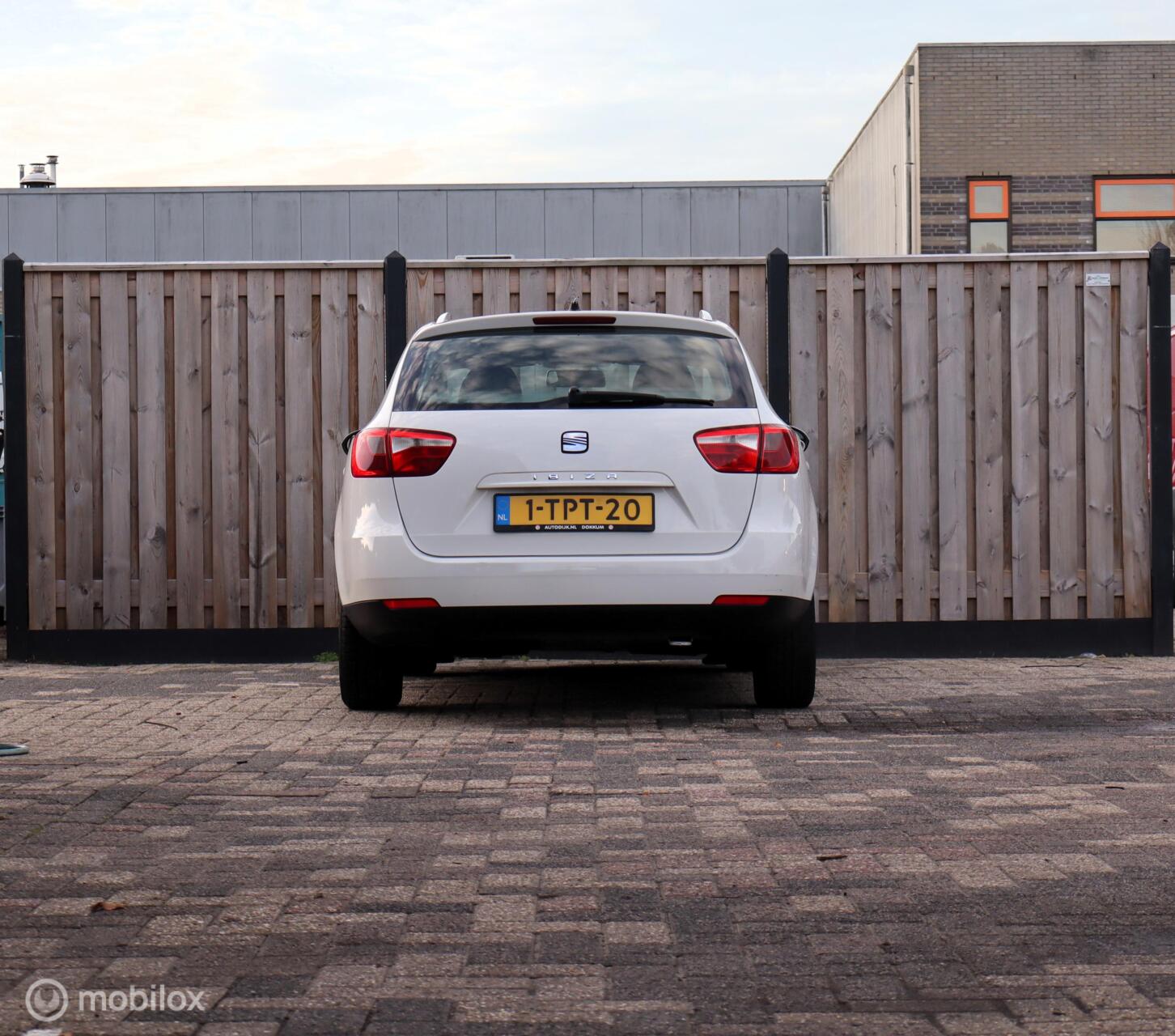 Foto van Seat Ibiza ST