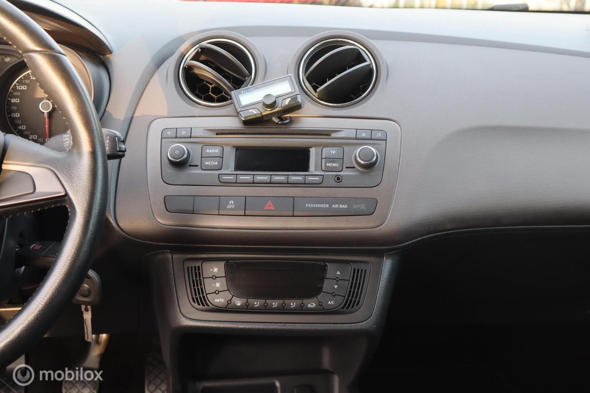 Foto van Seat Ibiza ST