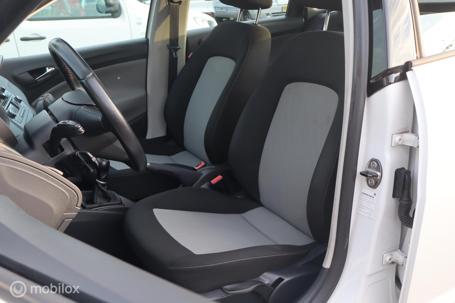 Foto van Seat Ibiza ST
