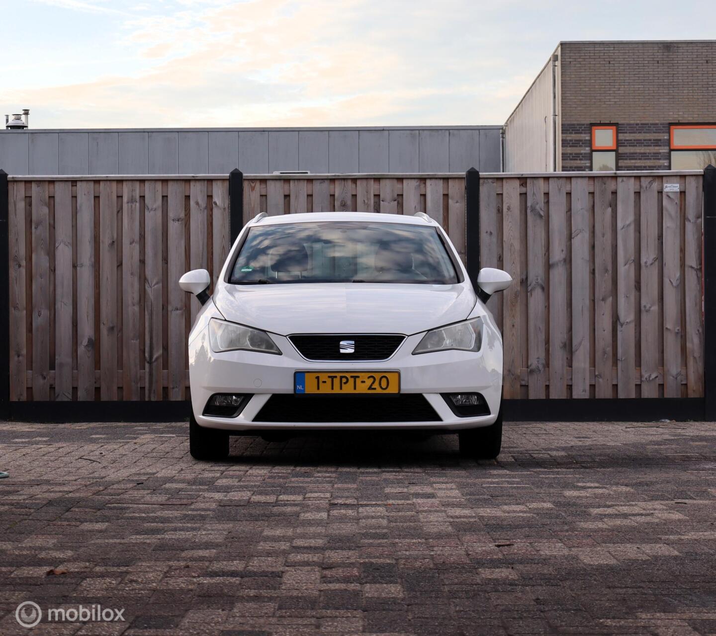 Foto van Seat Ibiza ST