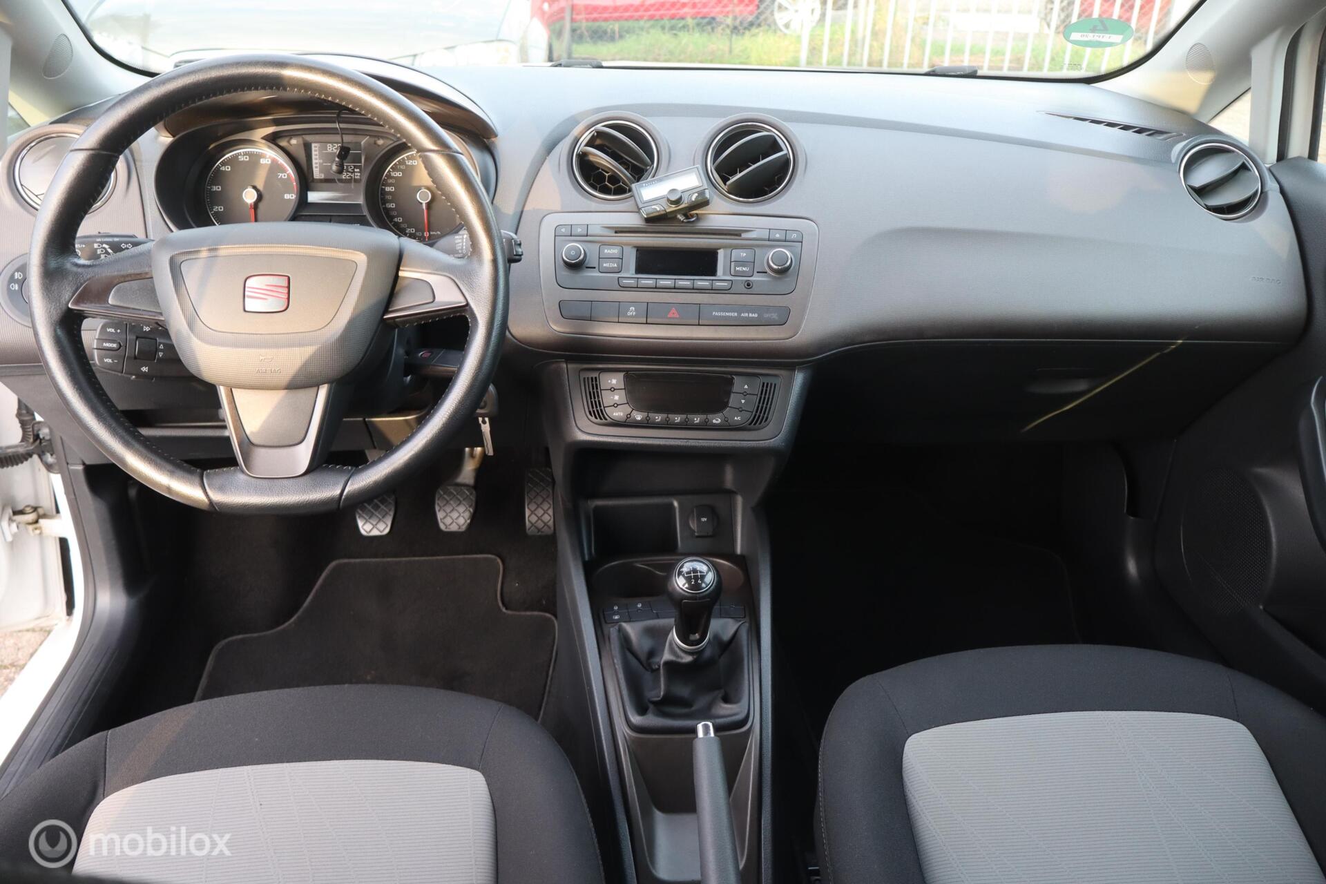 Foto van Seat Ibiza ST