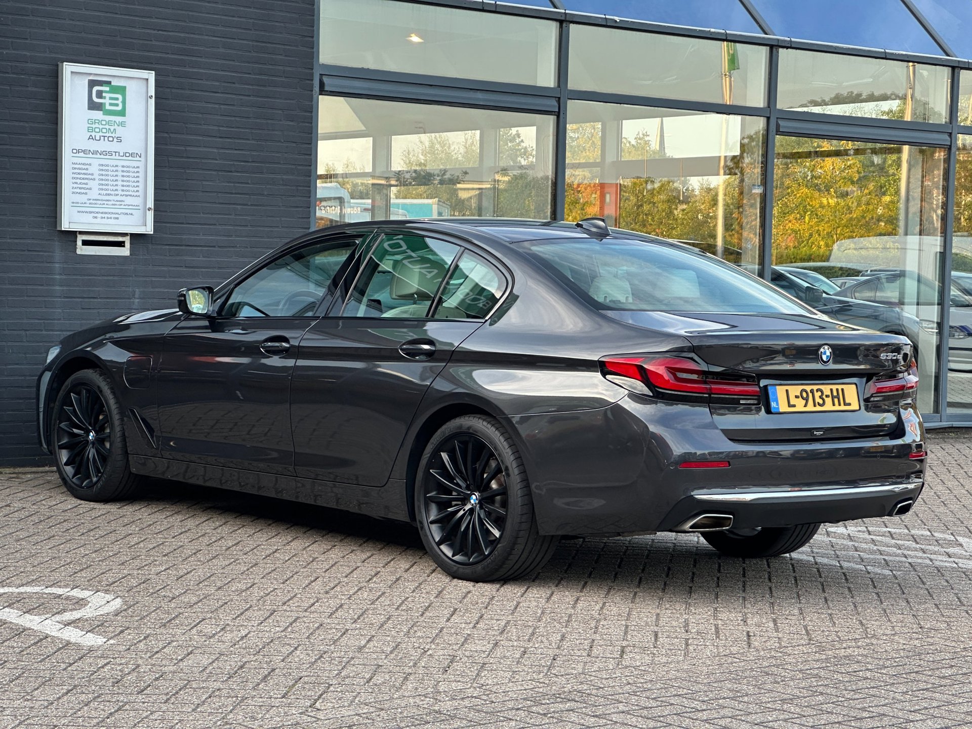 Foto van BMW 530e