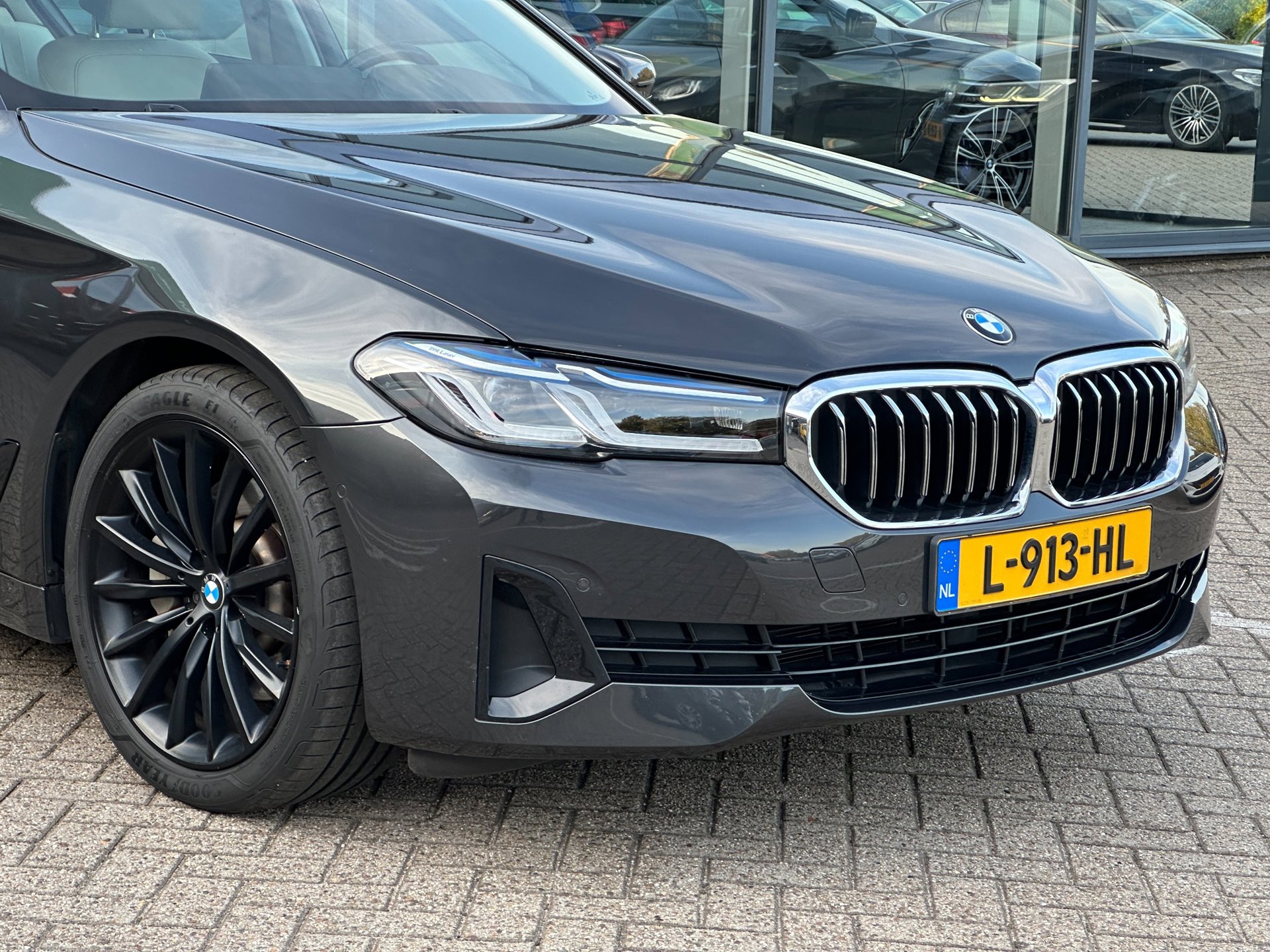 Foto van BMW 530e
