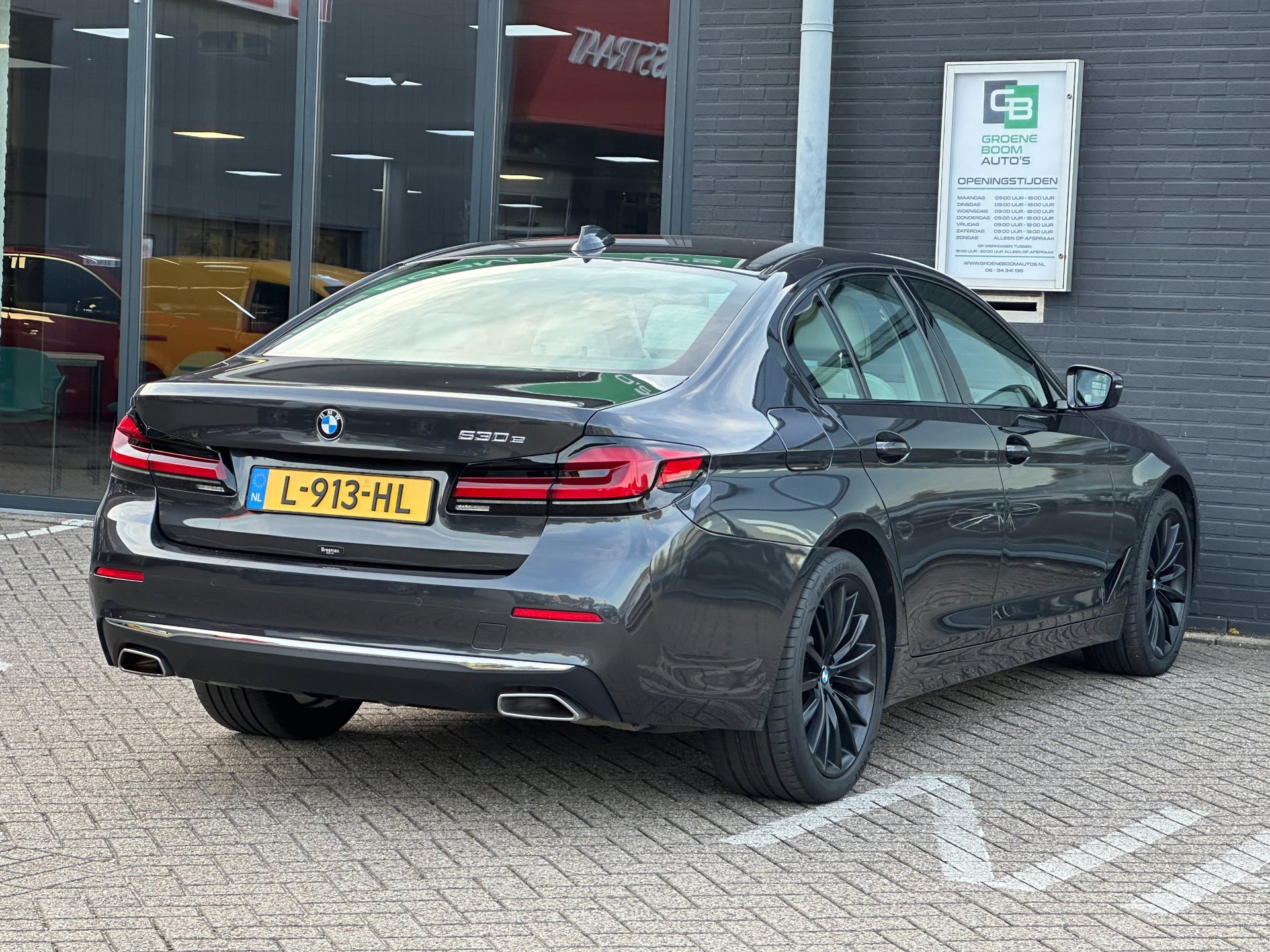 Foto van BMW 530e